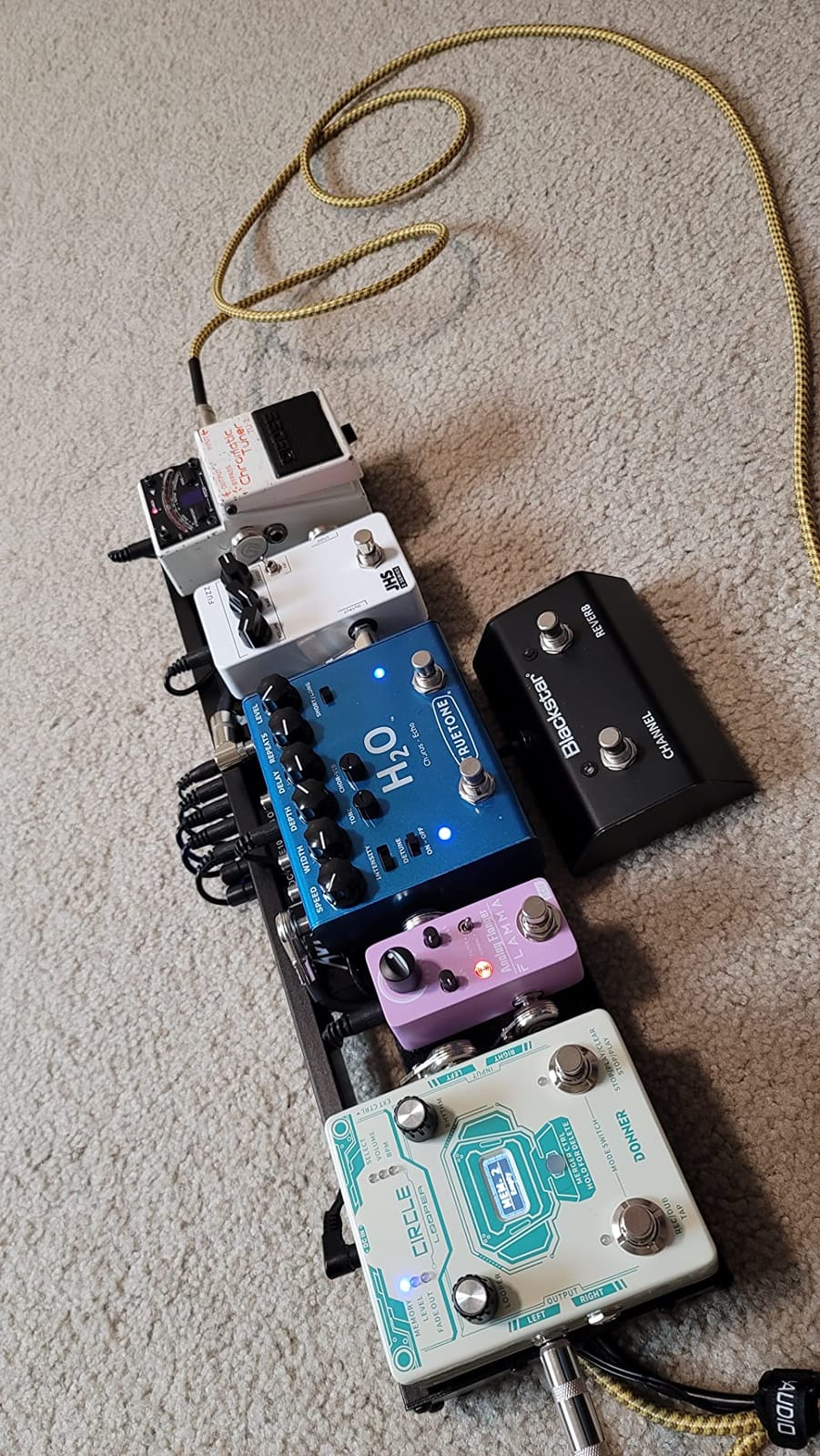AKLOT Guitar Pedal Board with Built-in Power Supply Guitars Effect Pedalboard Aluminium Alloy Power Supply 19