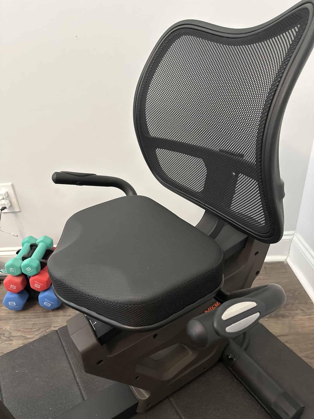 Niceday Recumbent Exercise Bike for Home Stationary Bike with APP Training customer photo 2