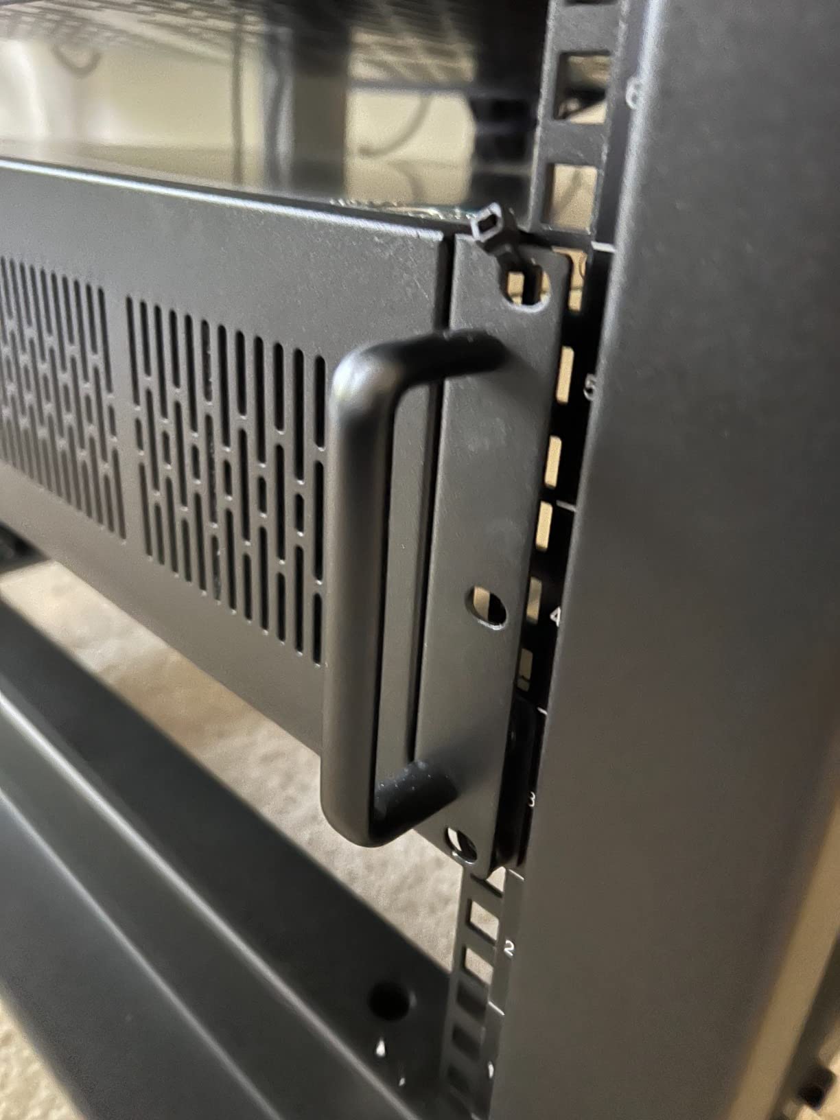 1U Universal Rack Mount Rails- 4-Post 16-29