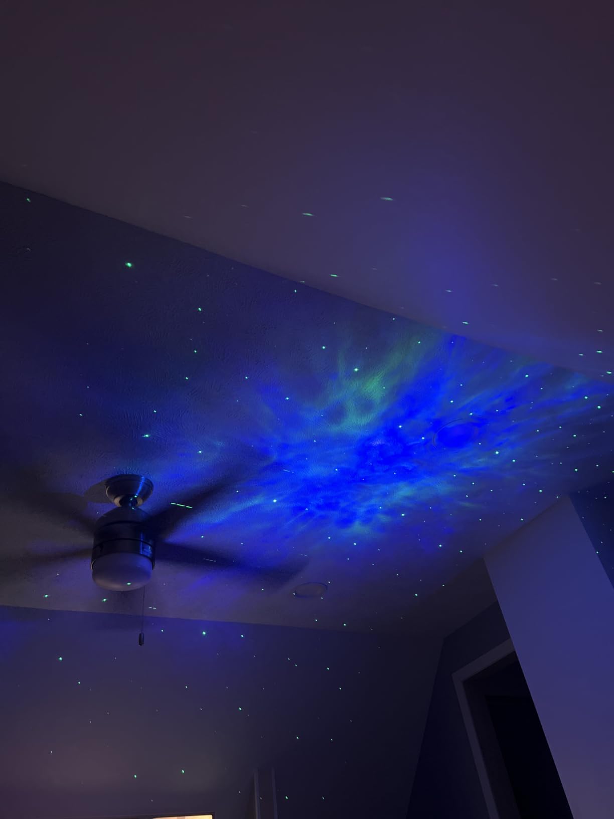 Kids Astronaut Star Projector Night Light - Galaxy Space Lamp with Remote, 8 Nebula Effects, Timer, 360° Rotating Head, Cool Room Decor, Birthday Christmas Gift for Children Teens customer photo 1