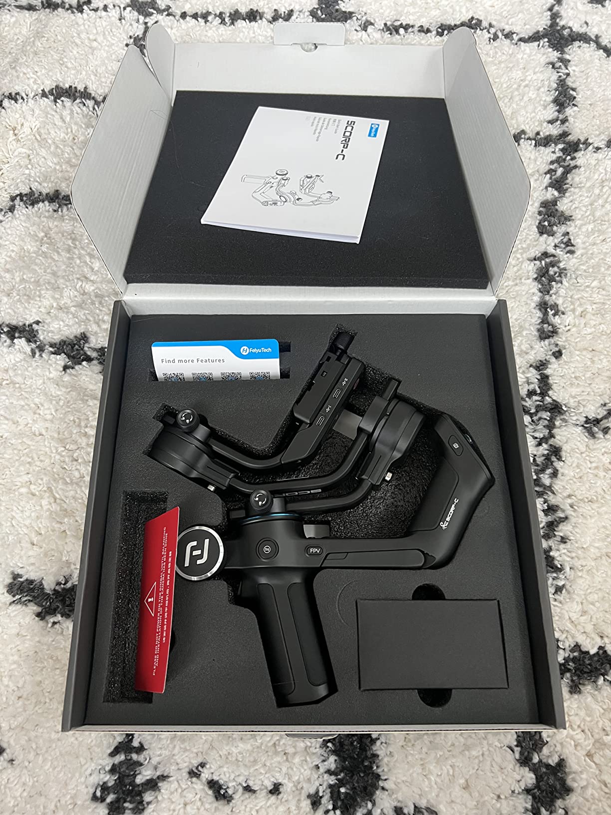 FeiyuTech SCORP-C Gimbal Stabilizer for Cameras DSLR and Mirrorless Camera, 3-Axis Camera Gimbal, 5.5lbs Payload, for Sony α7Ⅳ A6300/A6400 A7S3 a9/a7 for Canon 5D3/80D for Nikon D7500/Z5/Z6 II customer photo 2