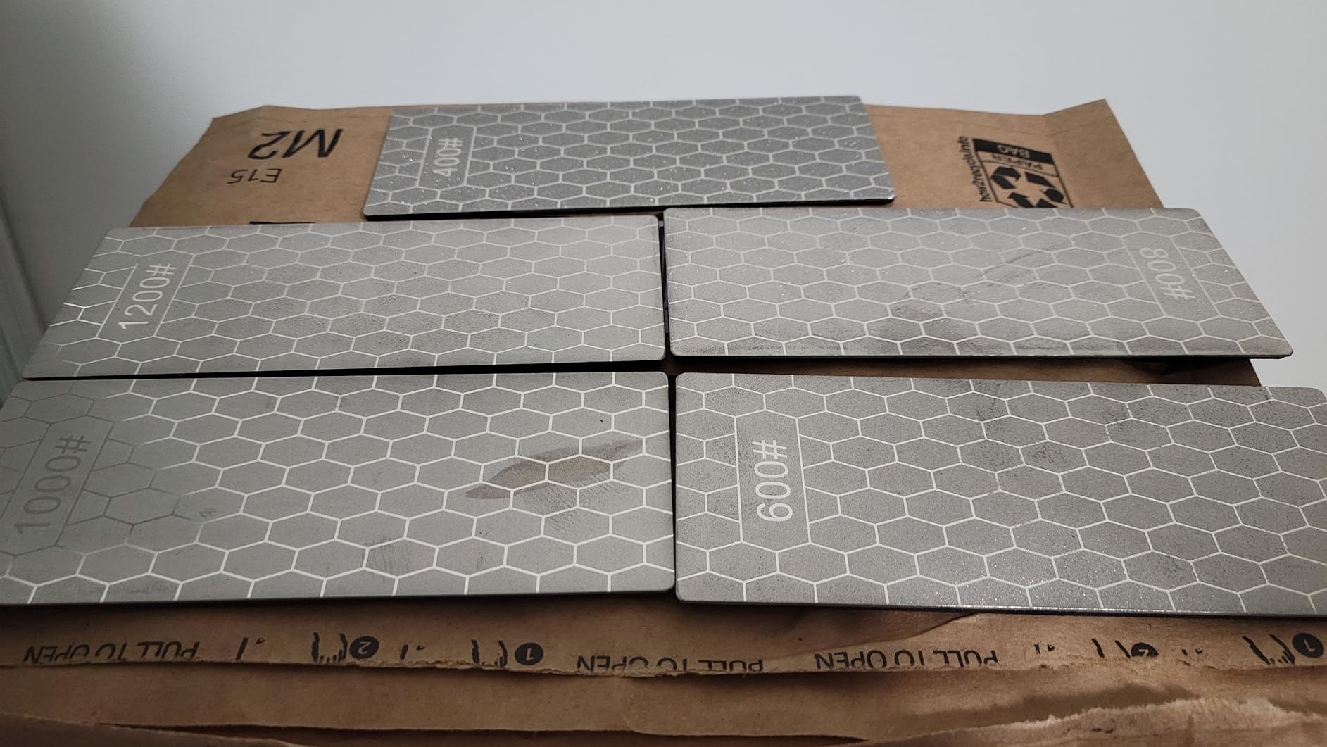Diamond Sharpening Stone, 5 Pcs Knife Sharpening Stone with Extra Fine/Coarse Plate and Non-slip Base, 400/600/800/1000/1200 Grit customer photo 1