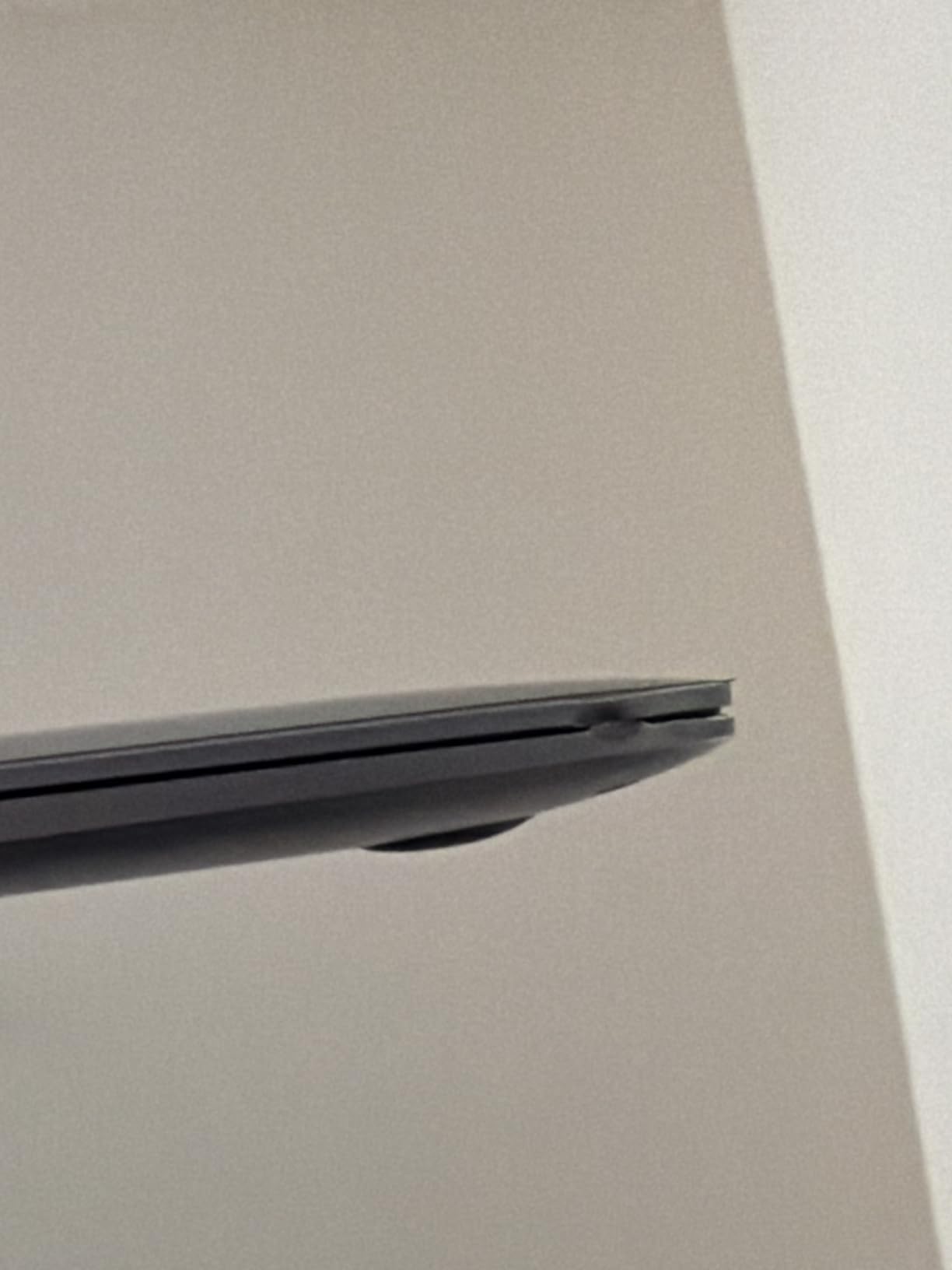 Late 2020 Apple MacBook Air with Apple M1 Chip (13.3 inch, 8GB RAM, 128GB SSD) Space Gray (Renewed) customer photo 1