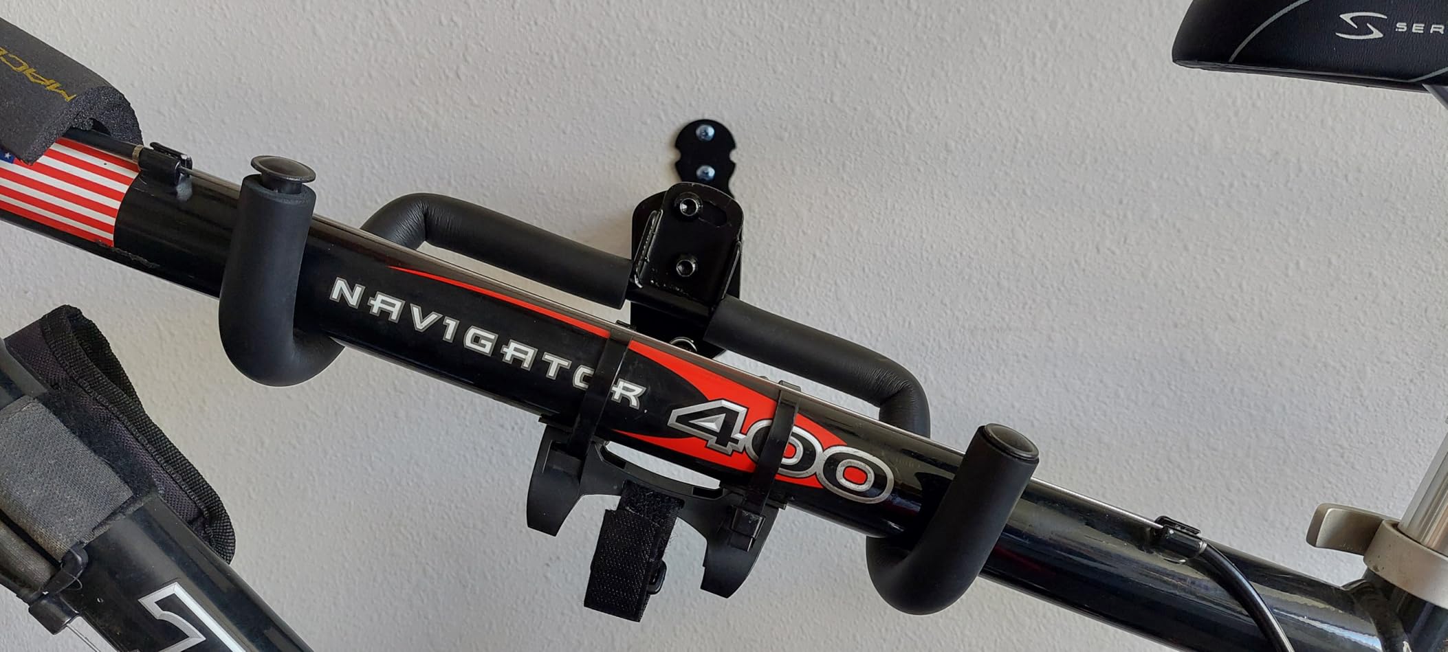 Gootus Bike Wall Mount Hanger - Horizontal Bicycle Indoor Storage Rack customer photo 1