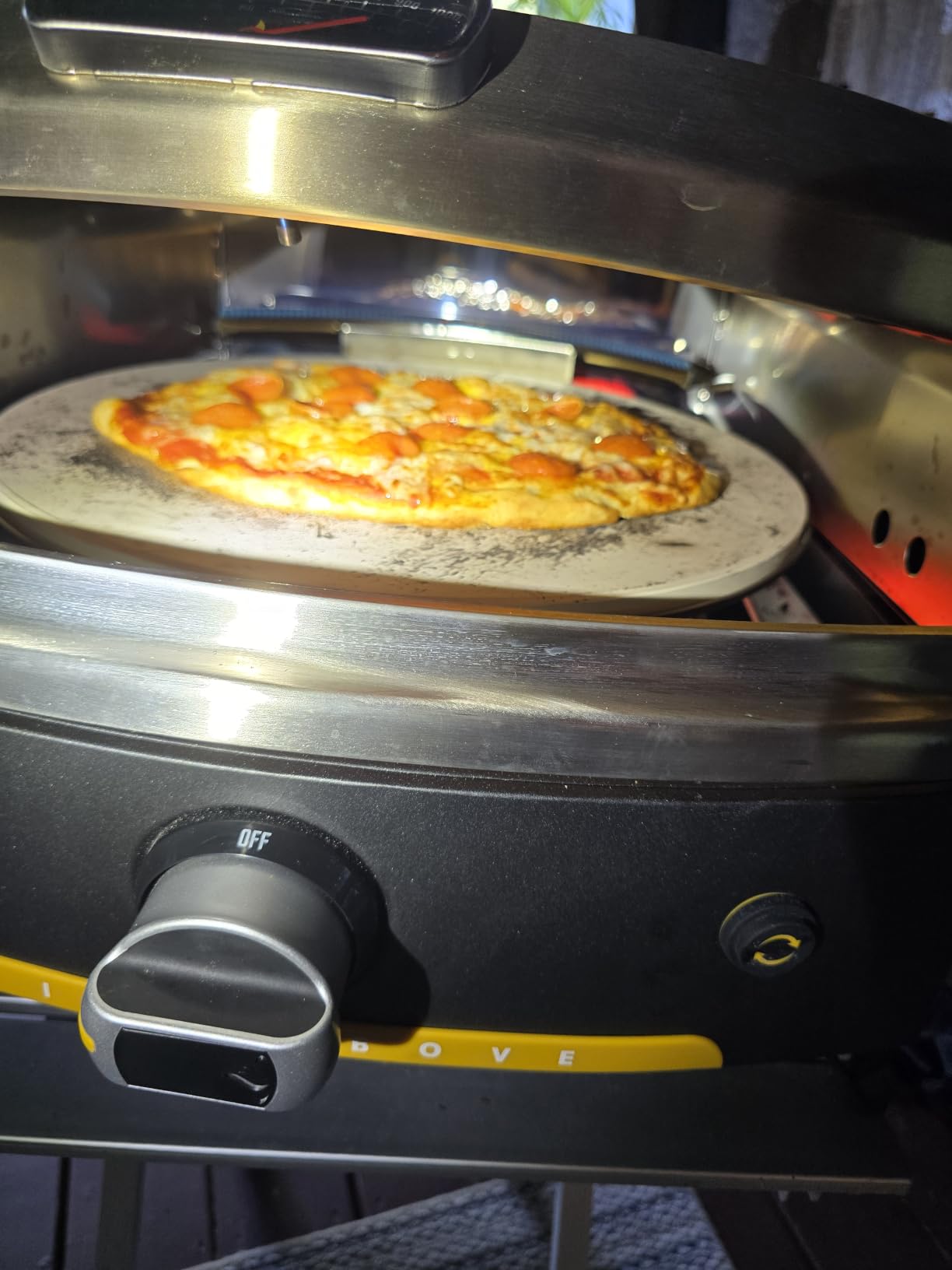 HALO Versa 16 Pizza Oven | 16” Rotating Stone, Patented Dual Burner System, 5-Minute Pizzas, Easy Clean | Propane Powered | HZ-1004-ANA customer photo 2
