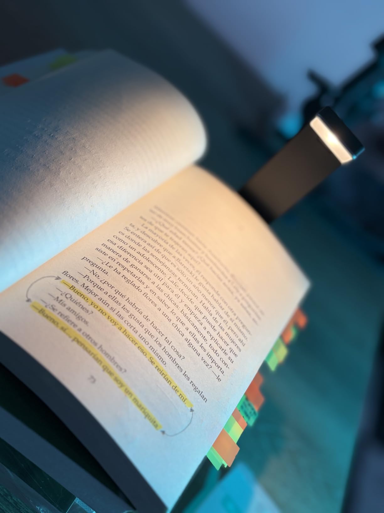 86lux Book Light, Rechargeable Clip-On LED Reading Light for Bed | 3 Color Temperatures with Stepless Dimming, Ultralight Bookmark Design for Book Lovers, Grey customer photo 2