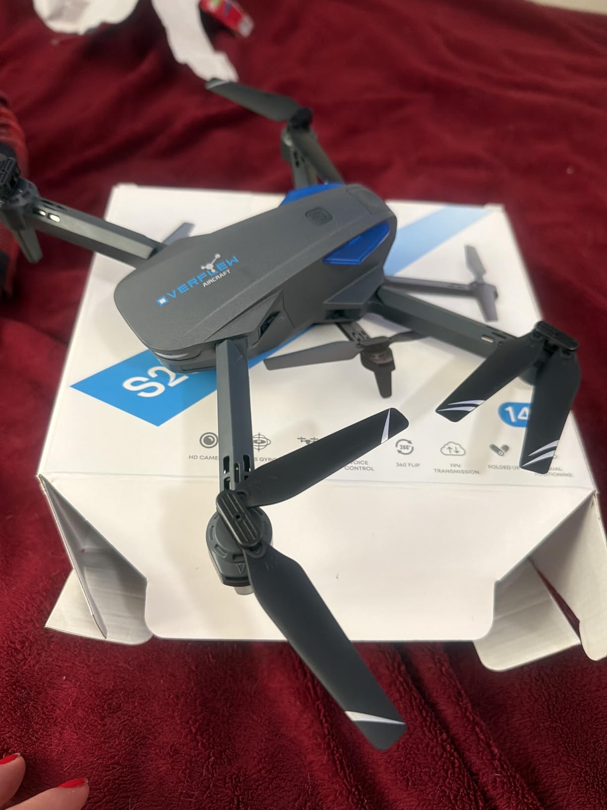 Drone with 1080P Camera for Beginners and Adults, Foldable Remote Control Quadcopter with Voice Control, Gestures Selfie, Altitude Hold, One Key Start, 3D Flips, 2 Batteries, Toy for Beginners customer photo 1