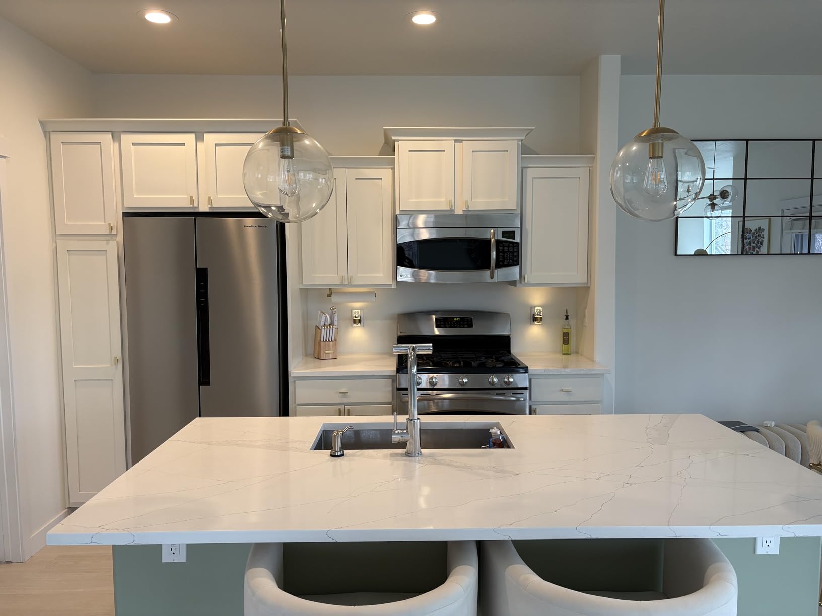 Hamilton Beach HBF1558 15.6 cu ft Counter Depth Full Size Refrigerator, Side Doors, Stainless customer photo 2