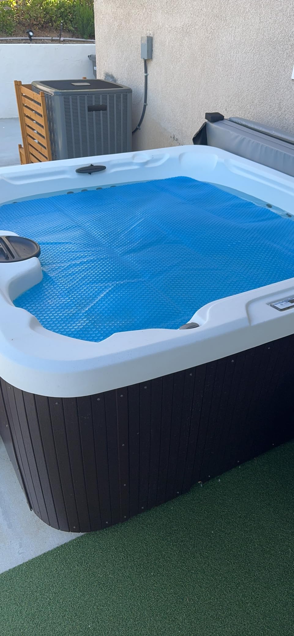 MADHOLLY 7×7FT Square 16Mil Heavy-Duty Spa Hot Tub Cover for Heat Retention customer photo 1