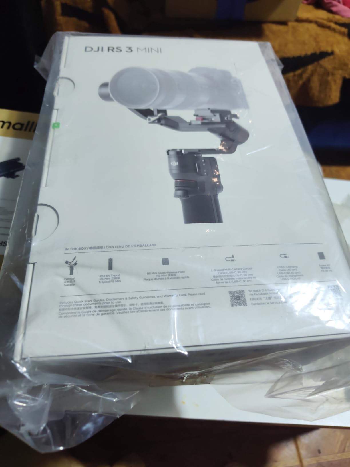 DJI RS 3 Mini, Camera Gimbal Stabilizer, Canon/Sony/Nikon/Fujifilm | 2 kg (4.4 lbs) Tested Payload, Native Vertical Shooting, Bluetooth Shutter Control, 3rd-Gen RS Stabilization, 795g customer photo 2