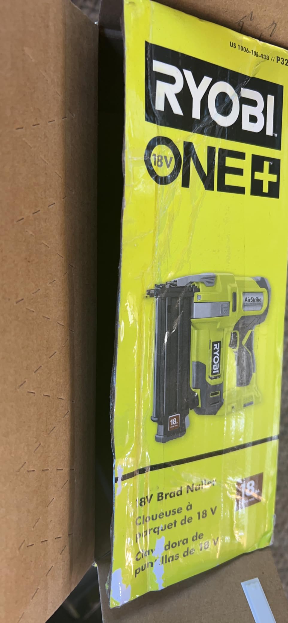 Ryobi 18V ONE+ 18-Gauge Cordless Airstrike Brad Nailer (Tool Only) P321 customer photo 2
