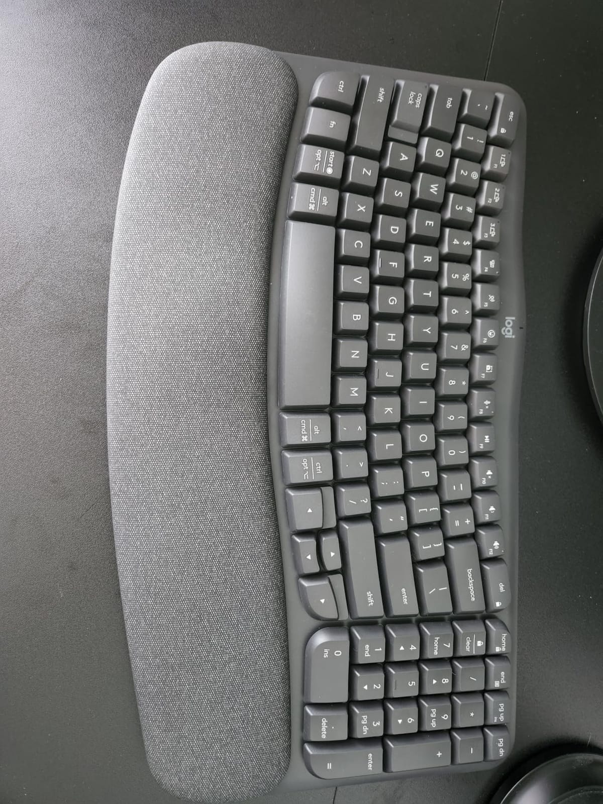 Logitech Wave Keys Ergonomic Wireless Keyboard with Palm Rest - Graphite customer photo 1