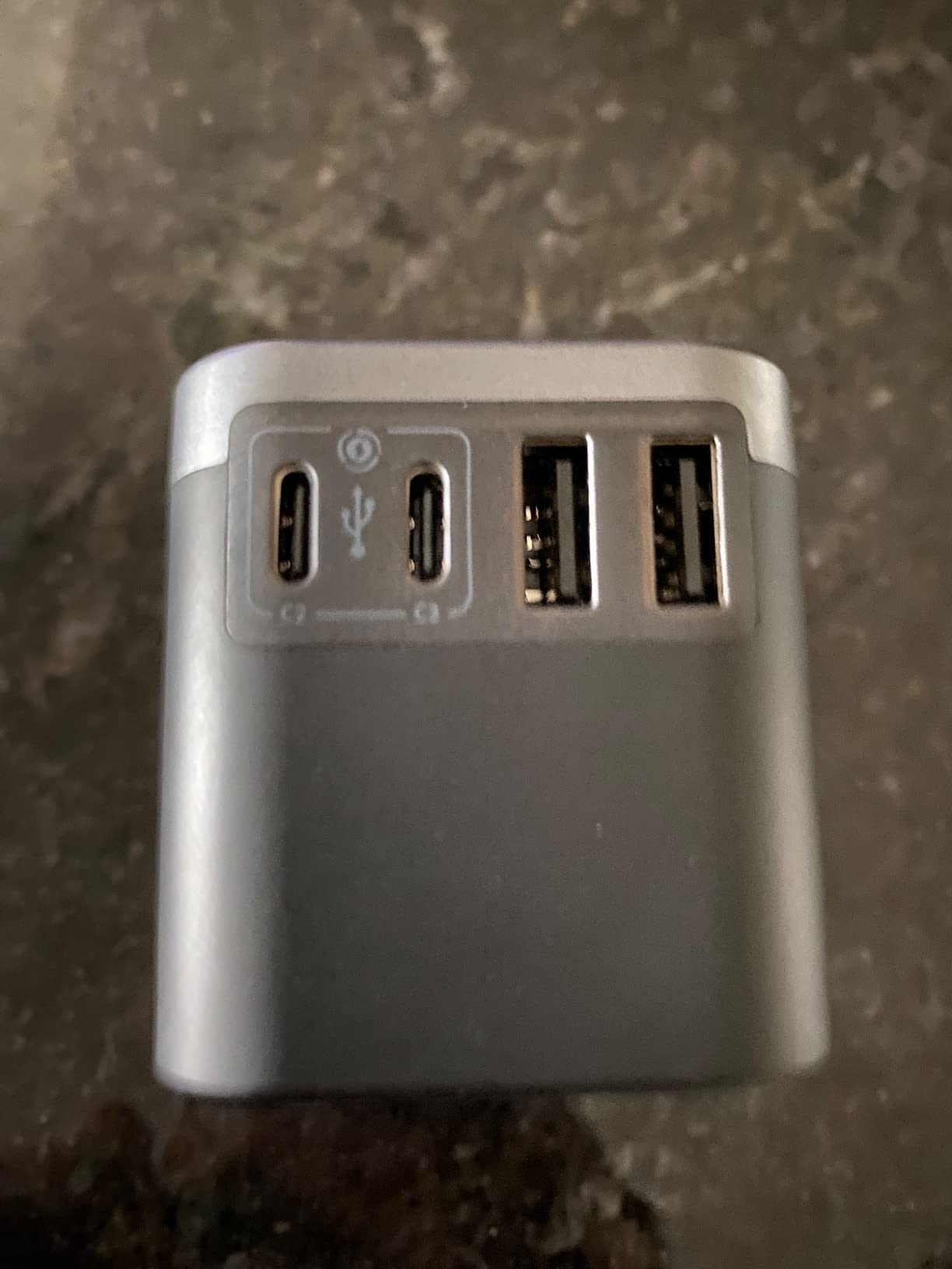 VINTAR Universal Travel Adapter 30W, International Power Adapter customer photo 2