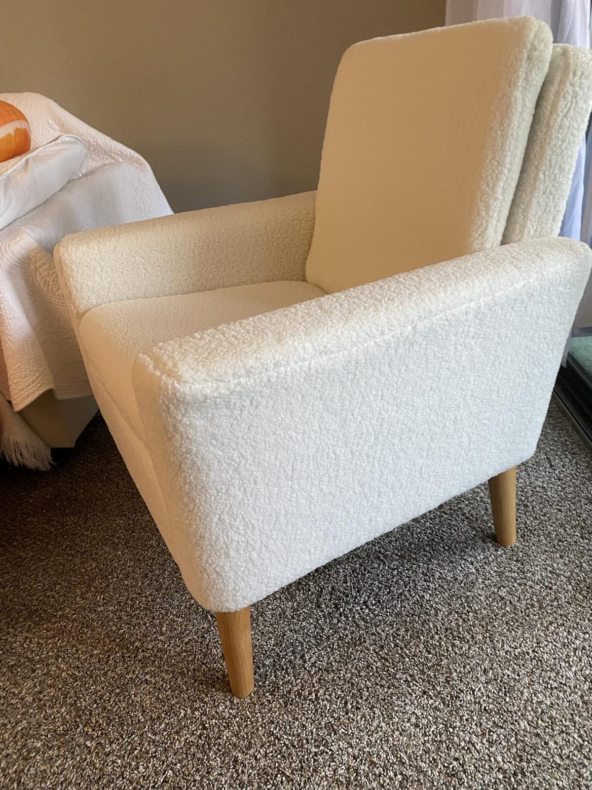 Sherpa Accent Chair, Modern White Teddy Fabric Upholstered Comfortable Armchair, Comfy Reading Leisure Chairs for Bedroom, Living Room, Home Office, Small Sofa Chair with Wood Legs customer photo 1