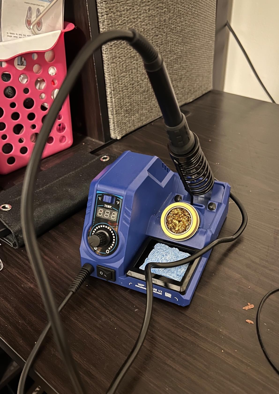 WEP 926LED V3 Soldering Station 130W MAX Soldering Iron Kit with Solder Wire, 5 Soldering Tips, Tweezers, Solder Sucker, Tip Cleaner, Temperature Control, Sleep Mode, C-F Conversion customer photo 1