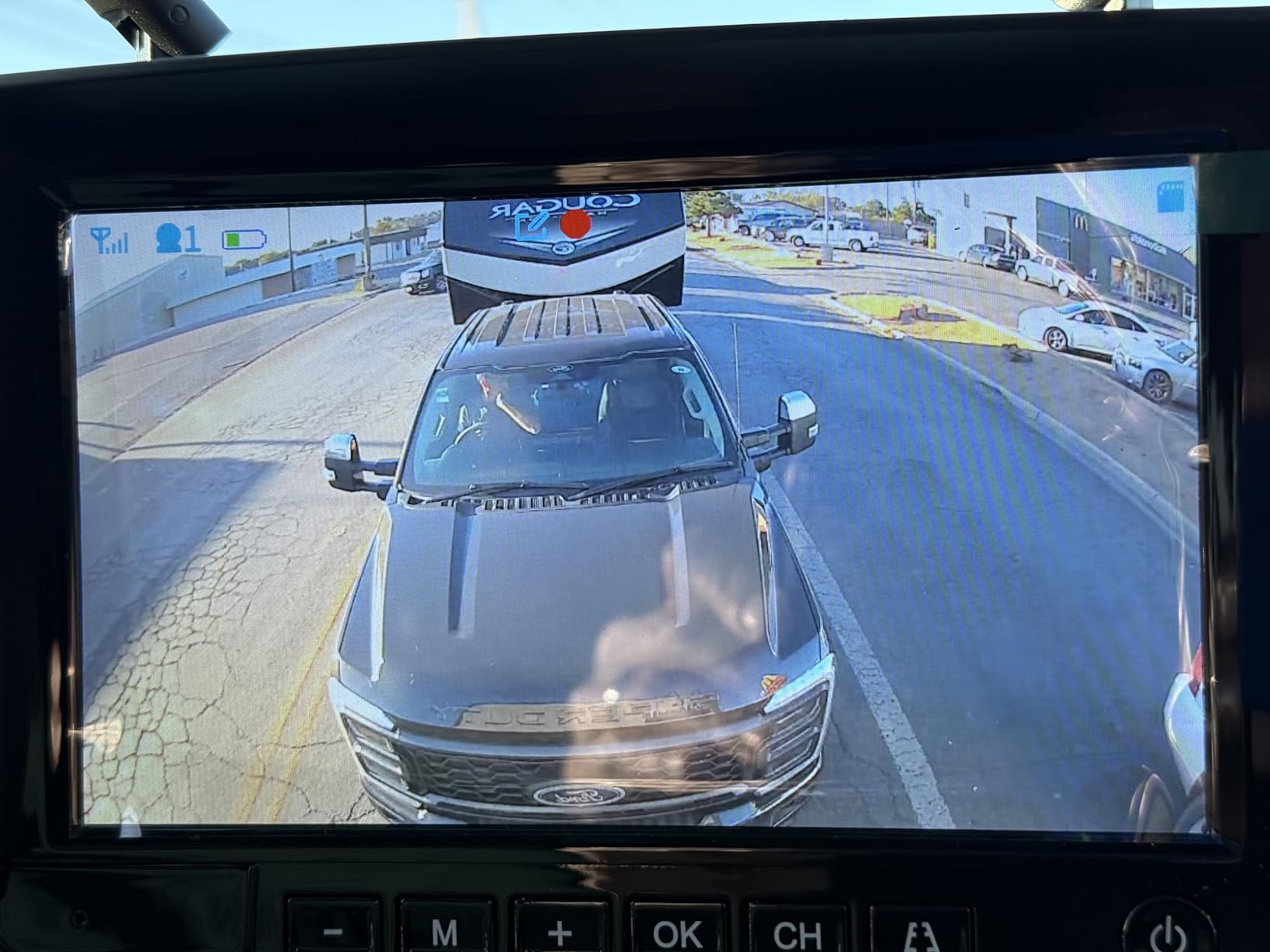 Magnetic Solar Wireless Backup Camera with 7