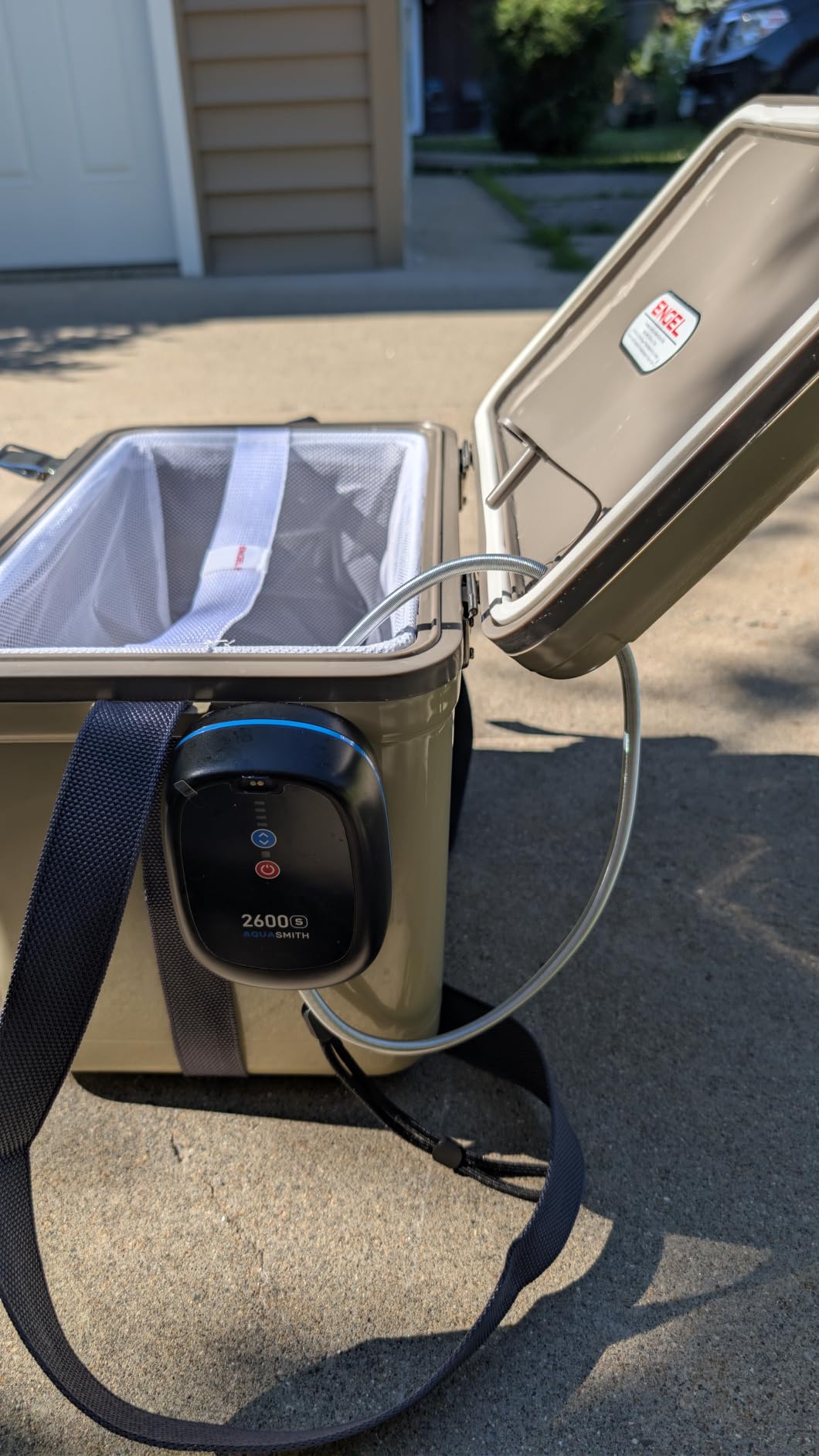 ENGEL Live Bait Cooler PRO for Fishing - Portable Minnow and Bait Bucket with Lithium-Ion Rechargeable Aerator customer photo 1