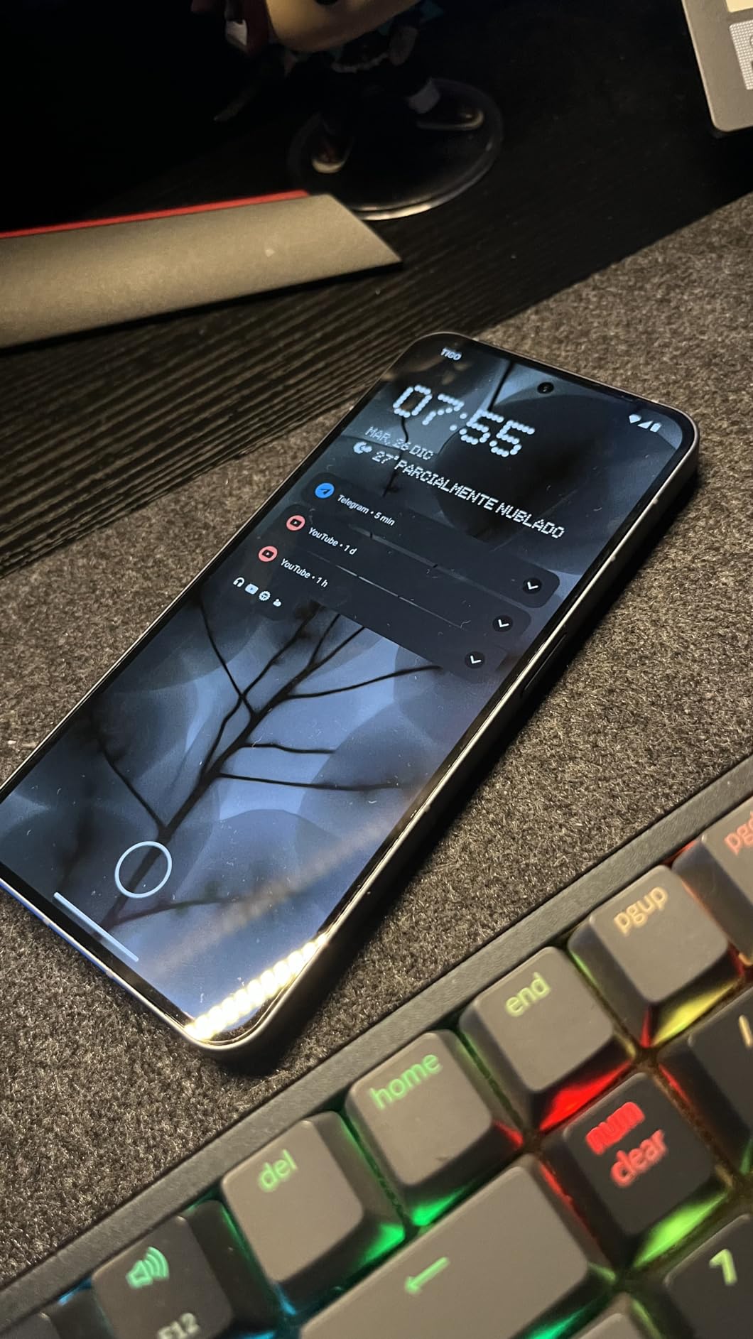 Nothing Phone (2) 5G Unlocked Smartphone 256GB + 12GB RAM, Dark Grey customer photo 1