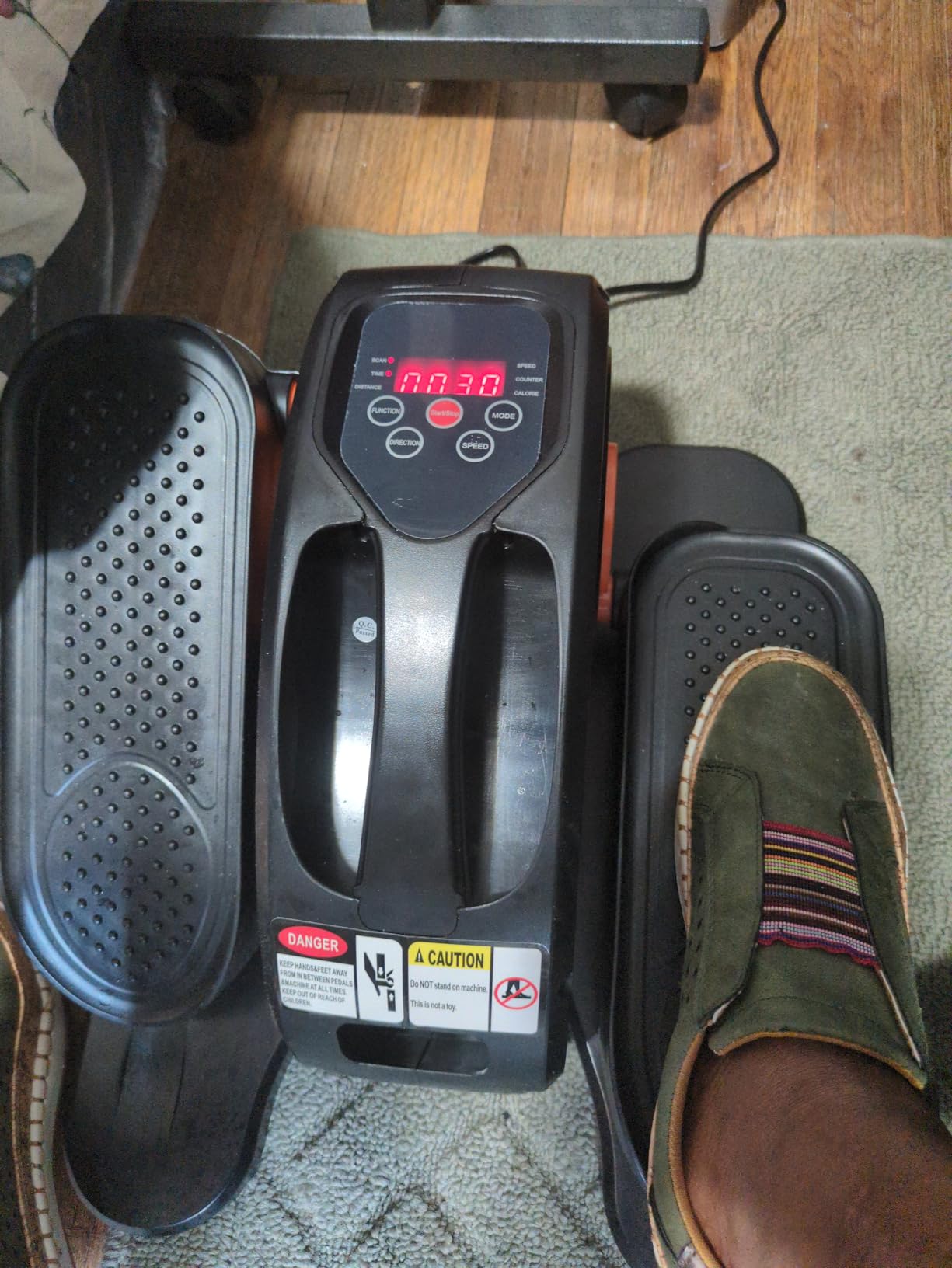 GUGTTR Under Desk Elliptical Machine, Electric Leg Exerciser for Seniors | Fully Assembled, Quiet Portable Electric Seated Pedal Exerciser with Remote Control & 12 Adjustable Speeds for Home Office customer photo 1