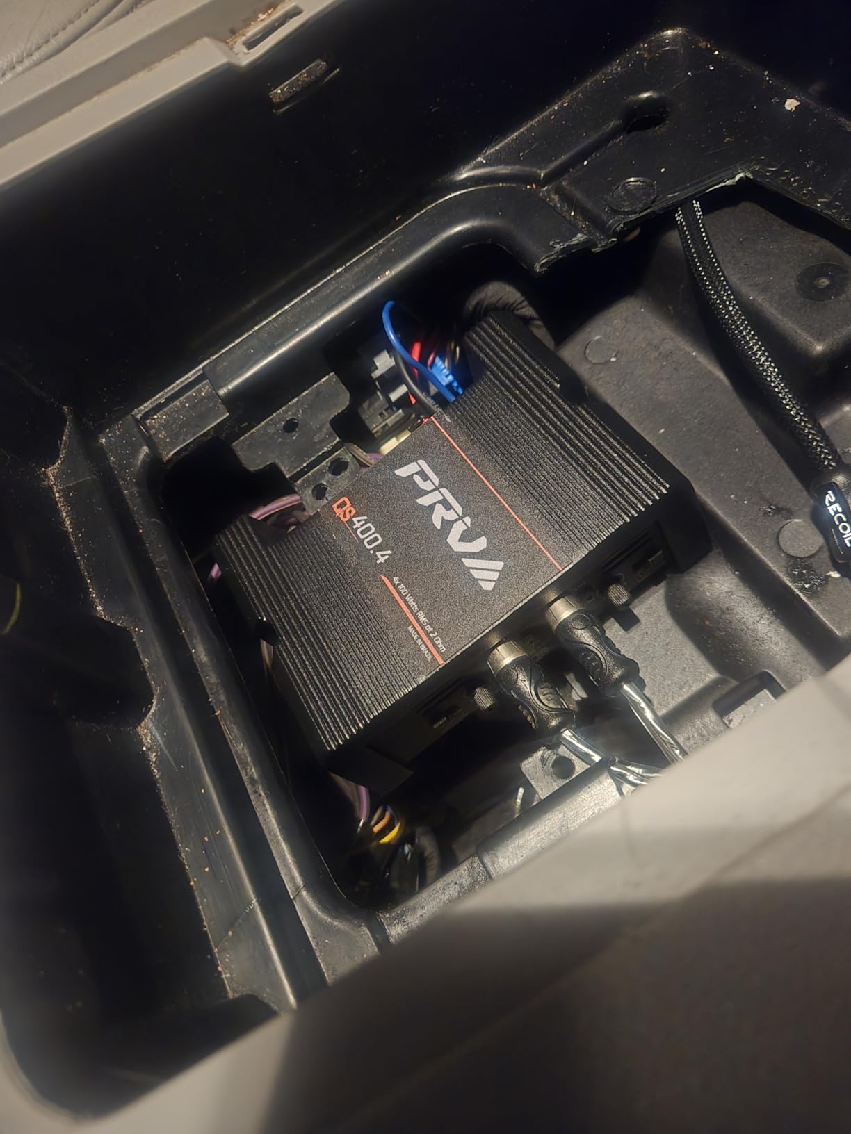 PRV Audio QS400.4 2 Ohm Mini Compact 4 Channel Car Audio Amplifier 4 x 100 Watts RMS at 2 Ohm - 400 Watt Amp Stereo 12 Volts Amp Class D Full Range Bridgeable customer photo 2