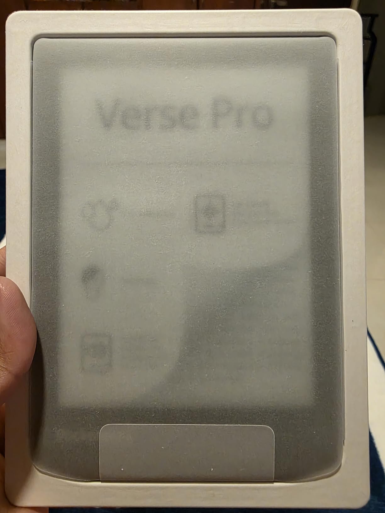 PocketBook Verse Pro E-Reader Waterproof | Eye-Friendly 6'' E-Ink Carta™ HD Touchscreen | Audio-Book & E-Book Reader | Text-to-Speech Function | SMARTlight | 16GB | WiFi & Bluetooth | Azure customer photo 2