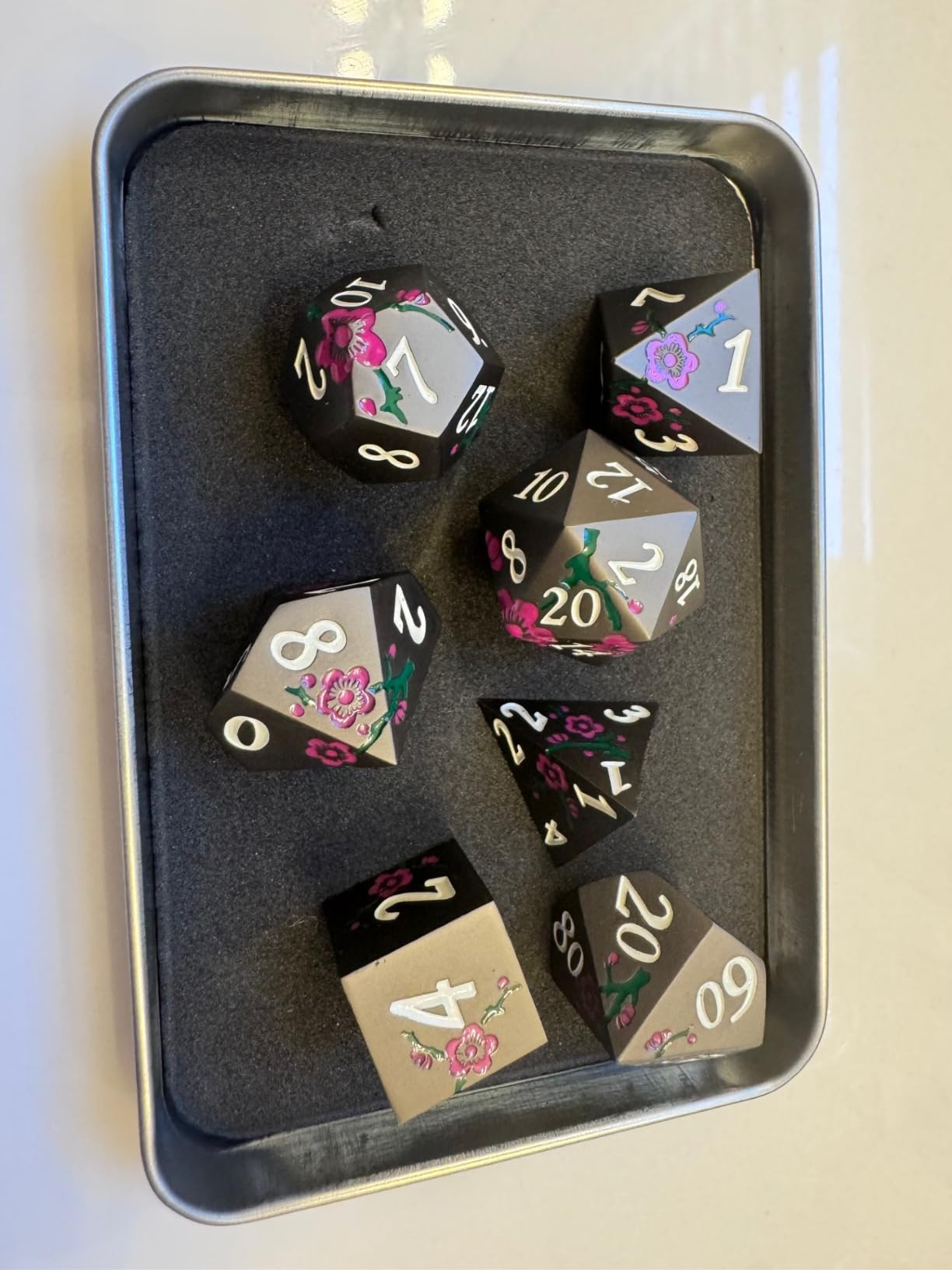 Inlay Metal Dice Set 7pcs, Luxury DND Dice with Decorative Inlay, Heavy Zinc Alloy RPG Dice for Tabletop Games customer photo 2