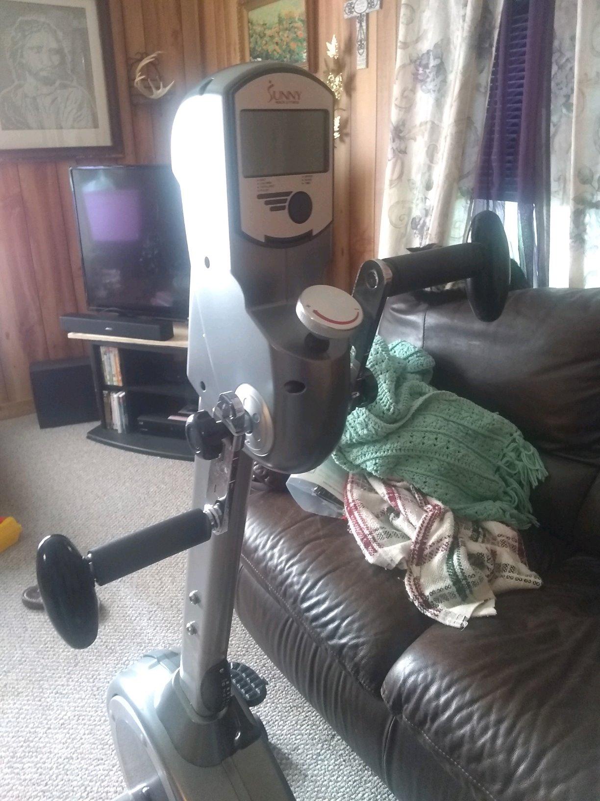 Sunny Health & Fitness Smart Magnetic Recumbent Bike for Home Cardio customer photo 1