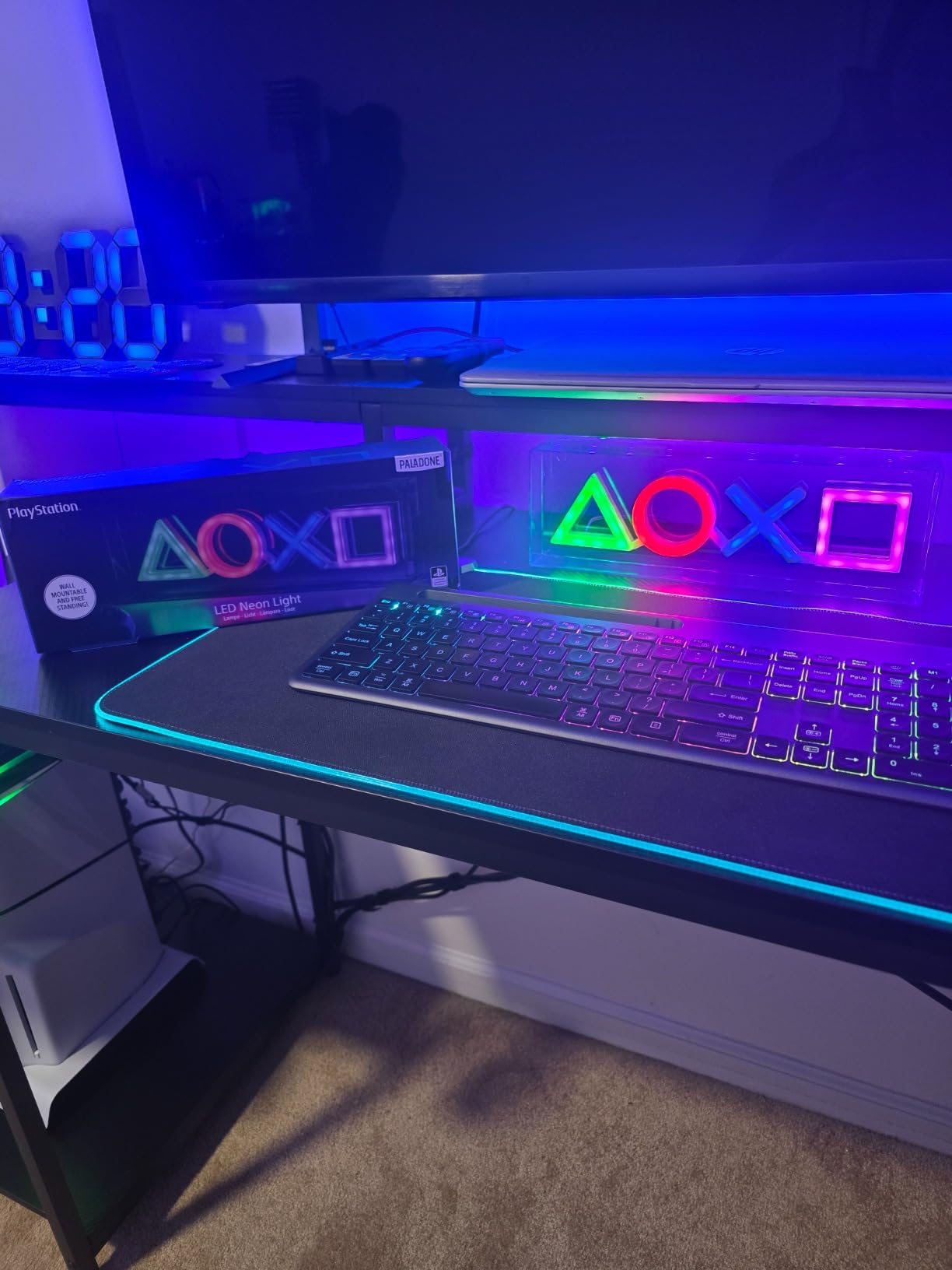 Paladone Xbox LED Neon Light, Free Standing or Wall Mountable Gaming Desk Accessories, Game Room Decor & Gift for Gamers, 11.7