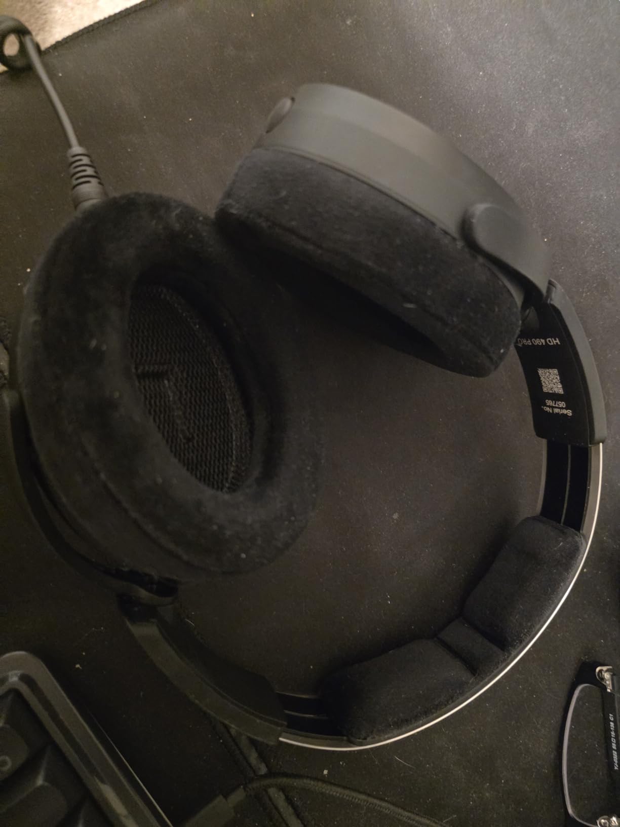 HD 490 PRO Open-Back Professional Headphone customer photo 2