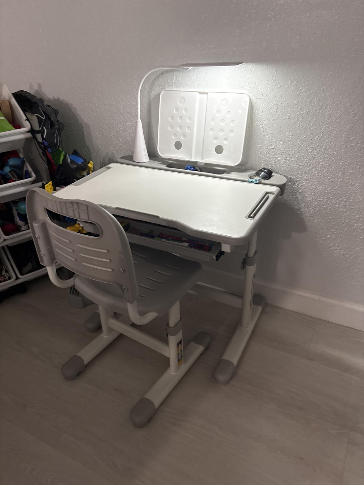 Rengue Kids Desk and Chair Set, Height Adjustable Children School Functional Study Desk with 55° Tiltable Desktop, 3 Modes & Brightness LED Light, Storage Drawer & Metal Hook for Boys Girls (Grey) customer photo 1