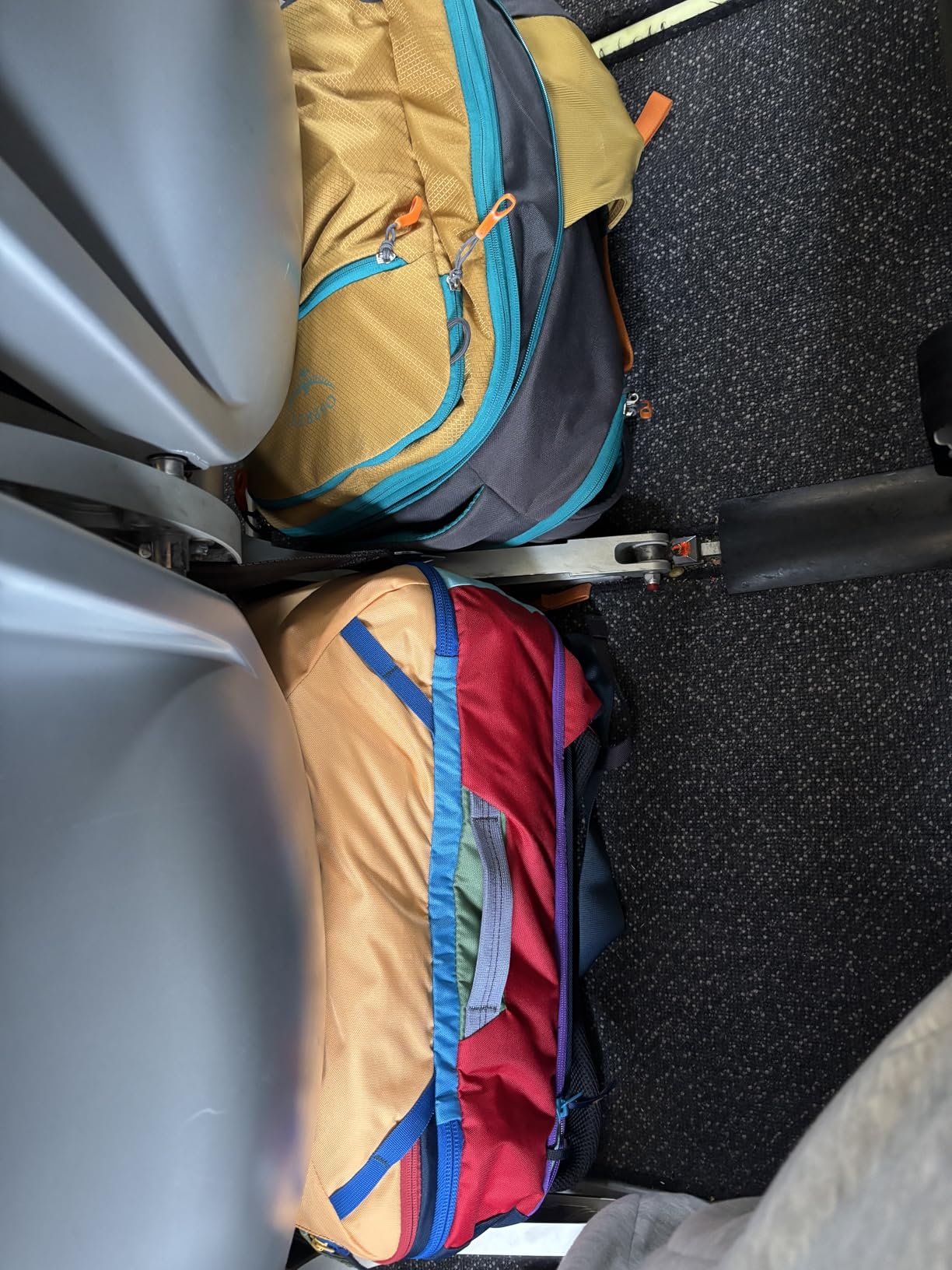 Cotopaxi Allpa 28L Travel Pack, Blue Spruce and Abyss customer photo 2