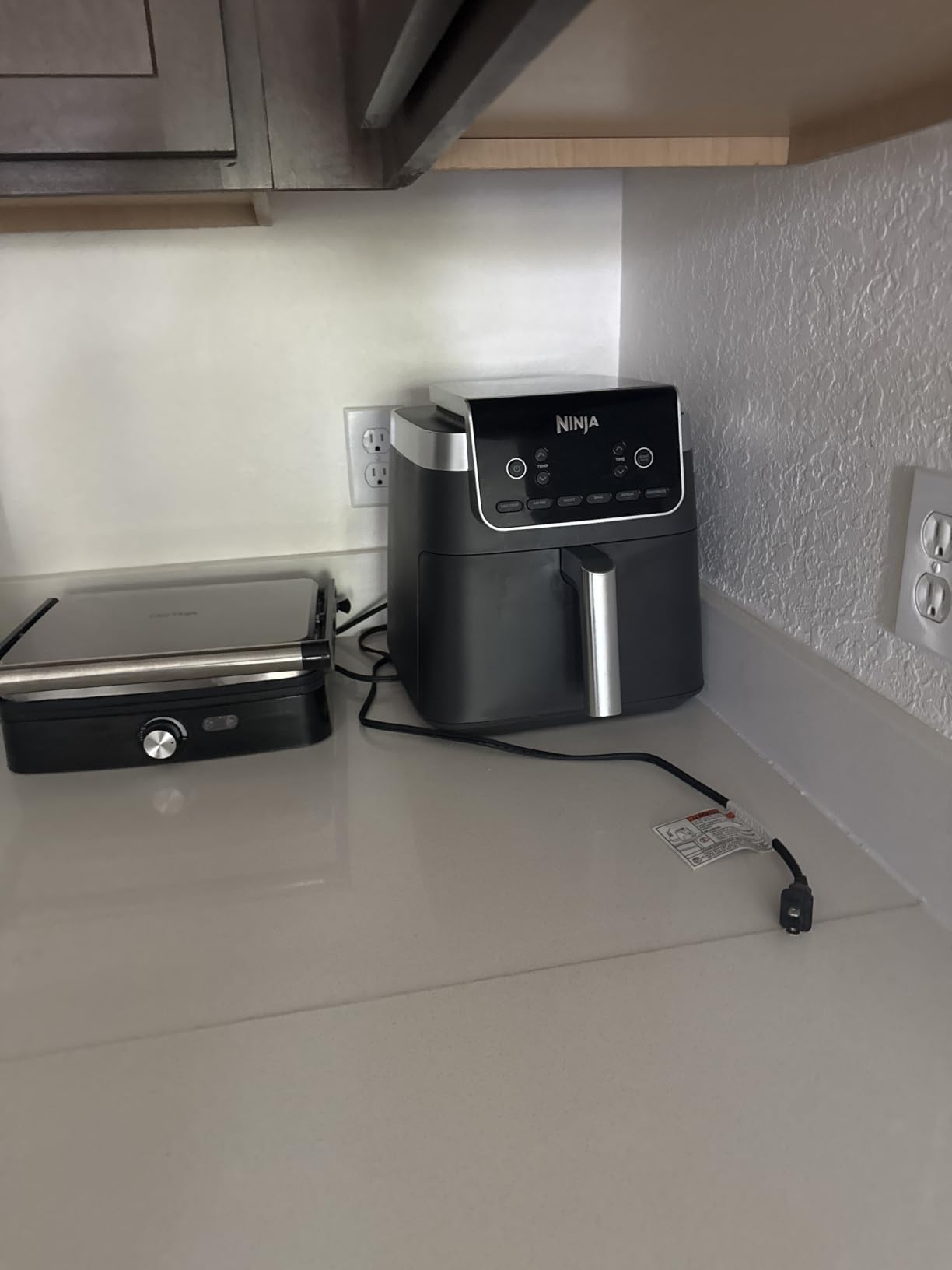 Ninja Air Fryer XL with MaxCrisp, 6.5 Qt, 6-in-1, Grey, AF181 customer photo 1