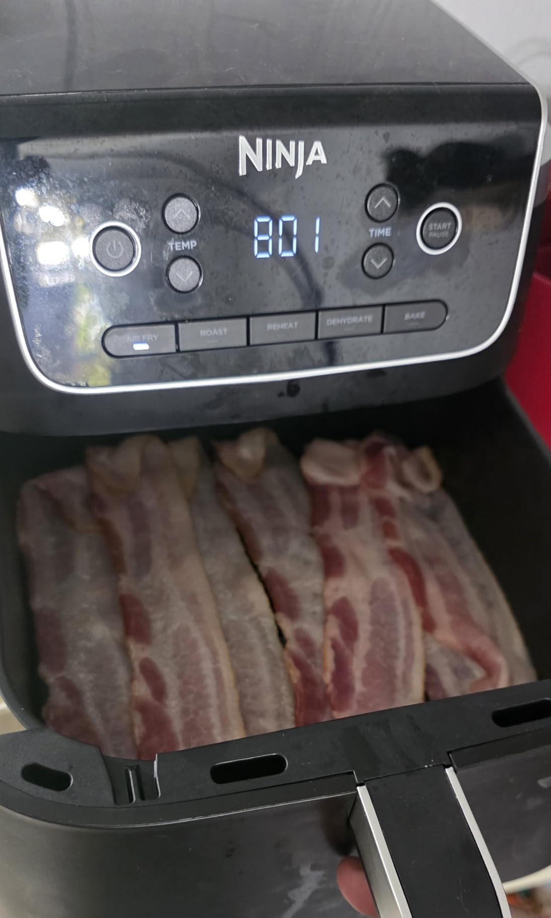 Ninja Air Fryer Pro, 5 Qt, 4-in-1, Grey, AF141 customer photo 1