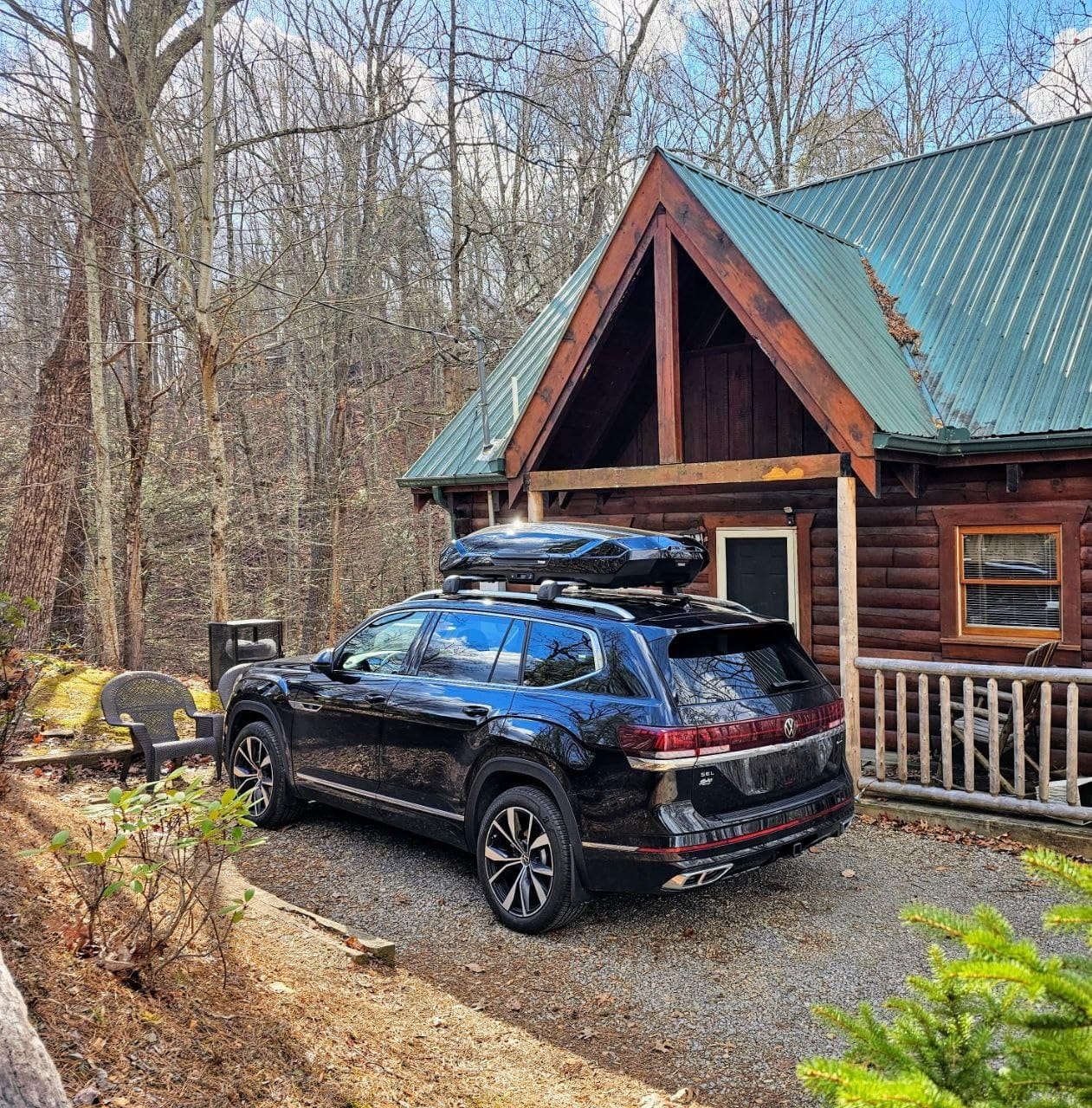 Thule Motion 3 Rooftop Box customer photo 1