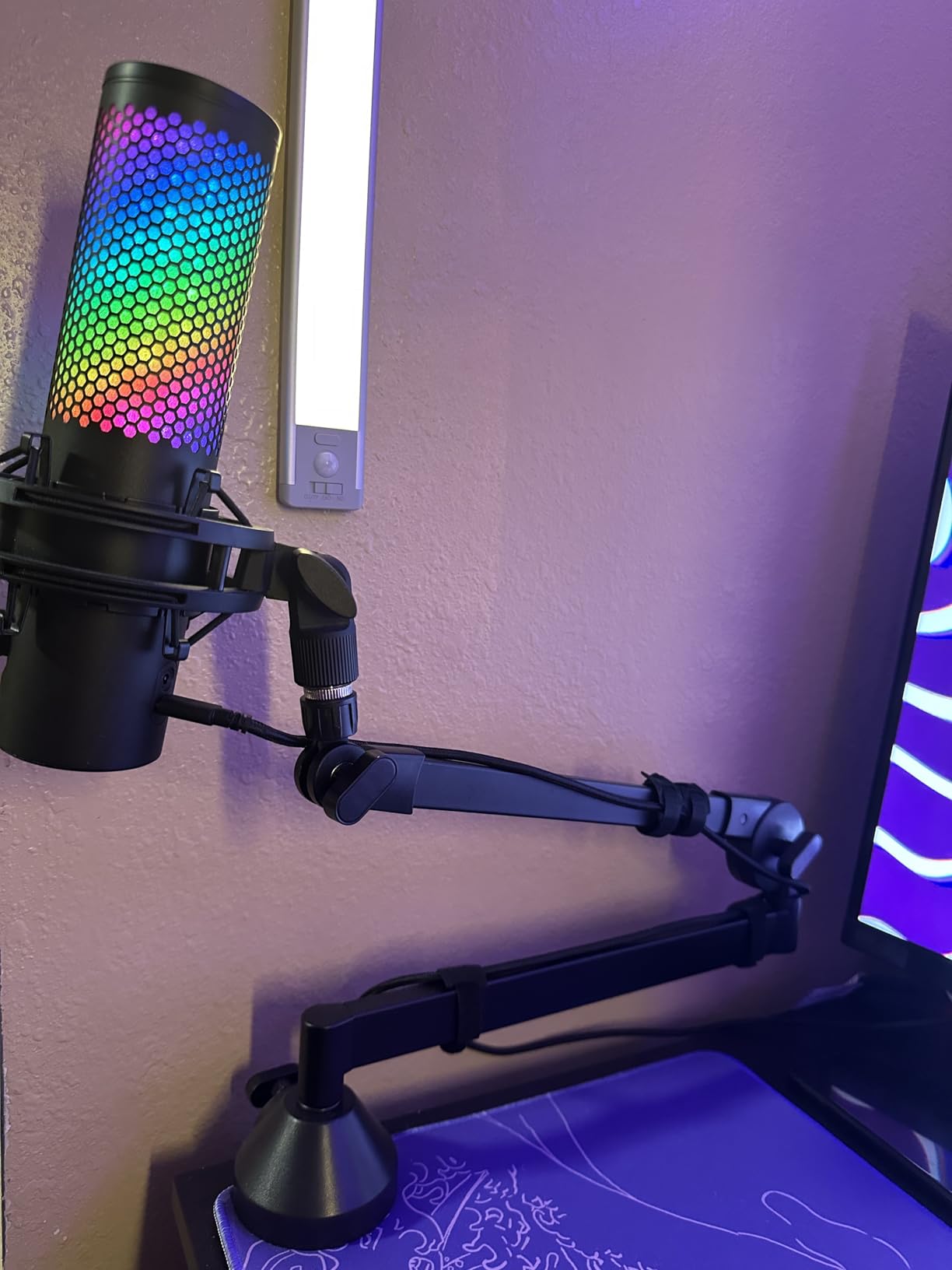 InnoGear Mic Arm Low Profile Microphone Boom Arm Mic Stand 360° Flex, Black customer photo 2