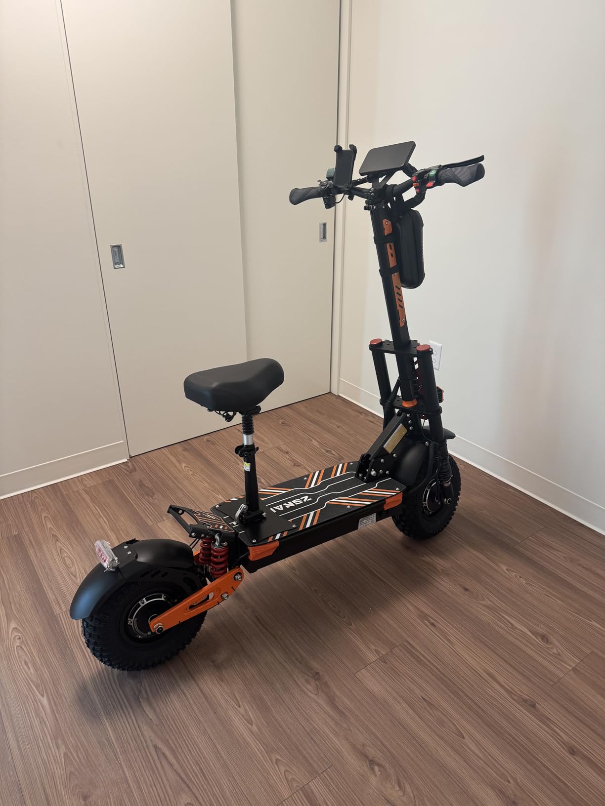 ZSNAKE lectric Scooter for Adults 7000W Dual Motor 55MPH, 65+Miles Range customer photo 2