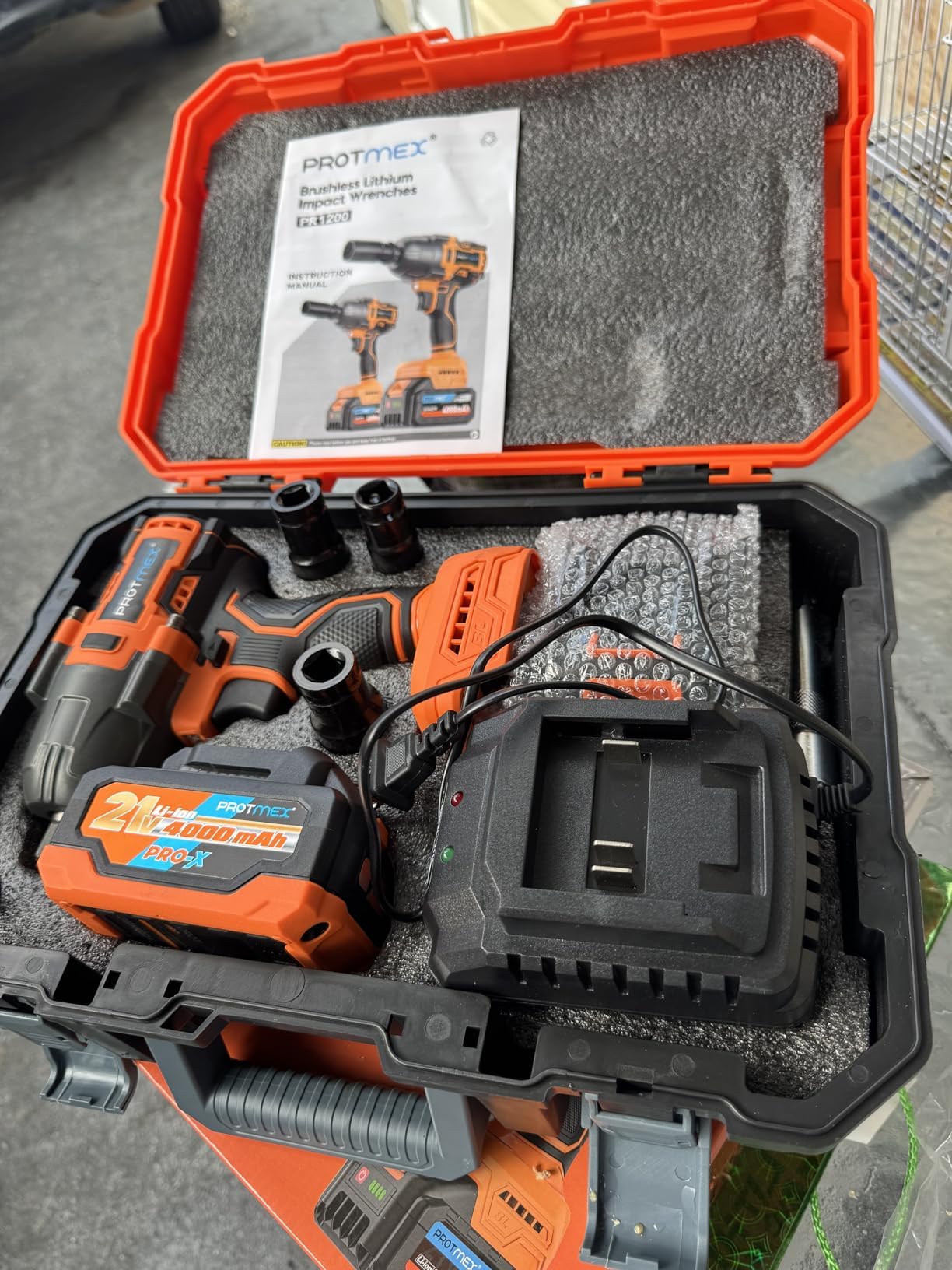 Protmex Cordless Impact Wrench, 900Ft-lbs (1200N.m) 1/2