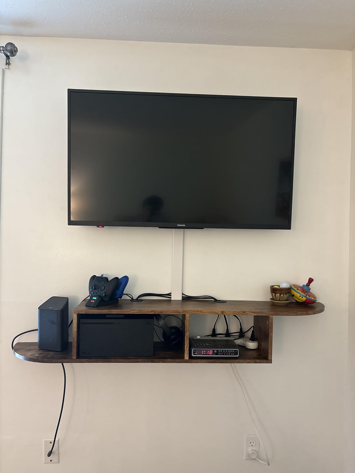 4 EVER WINNER Floating TV Stand with Storage, 55