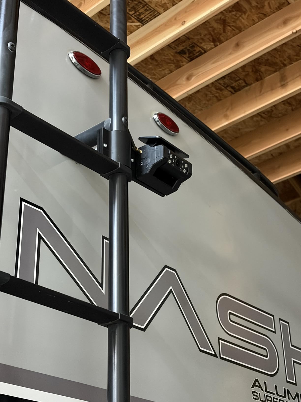 RV Backup Camera with Solar Magnetic - 50 FT Long Distance No Signal Delay customer photo 2