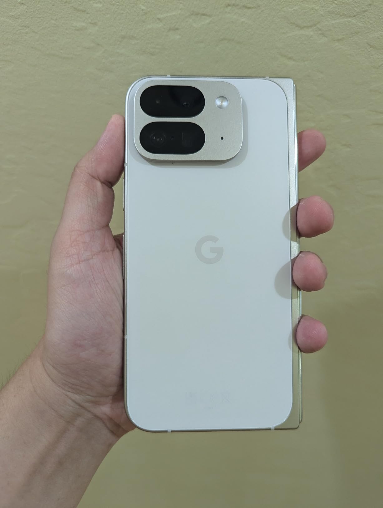 Google Pixel 9 Pro Fold - Unlocked Android Smartphone with Gemini - Advanced Triple Rear Camera System - Foldable Display - Hands-Free Video - Obsidian - 256 GB customer photo 1