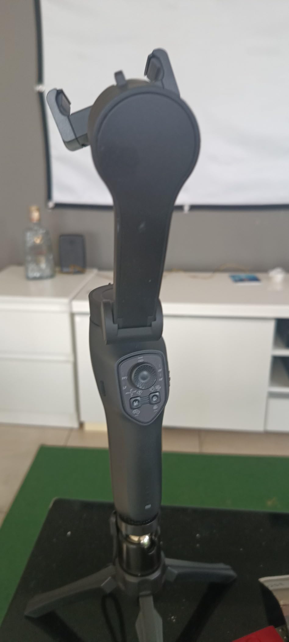 COMITOK L7C Pro, Gimbal stabilizer for iPhone, Phone Stabilizer for Video Recording with Face/Object Tracking, 3-Axis Gimbal for Android & iPhone 15 Pro Max, Foldable Phone Gimbal Vlog Recording customer photo 2
