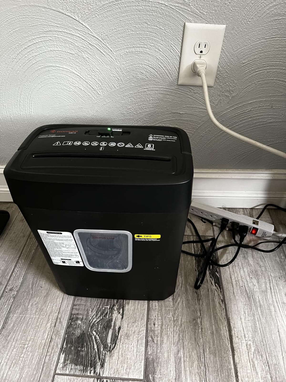 Bonsaii 9-Sheet Crosscut Paper Shredder for Home, P-4 Security Level customer photo 1