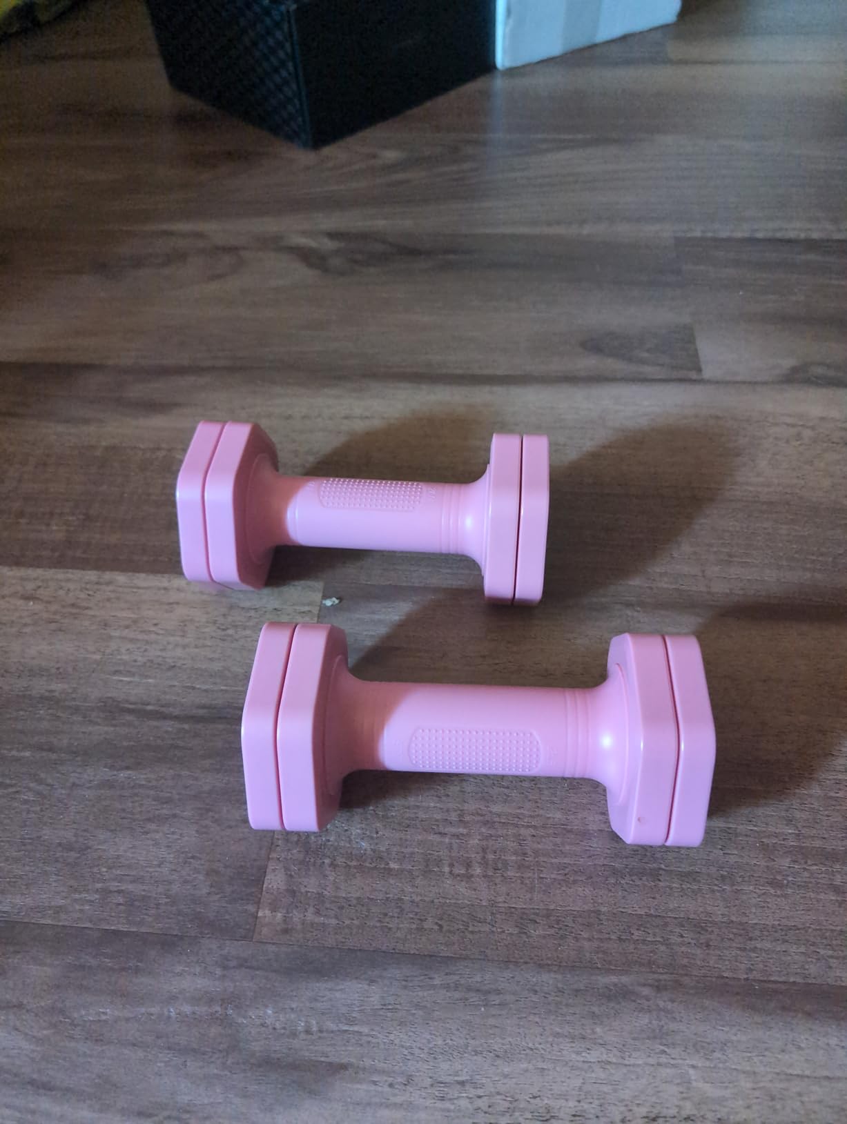 EQUIPRO Adjustable Dumbbell Set, 4 in 1 Free Weights Dumbbells Set for Women, Weights for Women at Home, 2lb 3lb 4lb 5lb with TPU Soft Rubber Handle for Home Gym Exercise Training customer photo 1