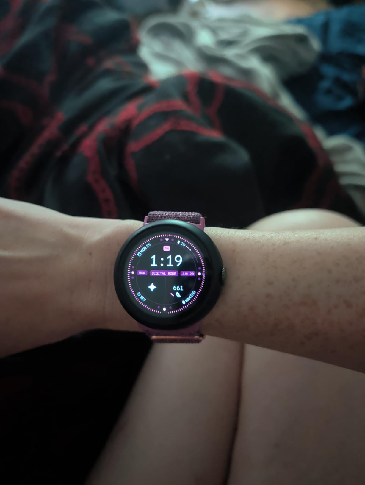 Google Pixel Watch 2 with Fitbit Heart Rate Tracking, Stress Management, Safety Features - Android Smartwatch - Matt Black Aluminum Case - Obsidian Active Band - GPS (Renewed) customer photo 2