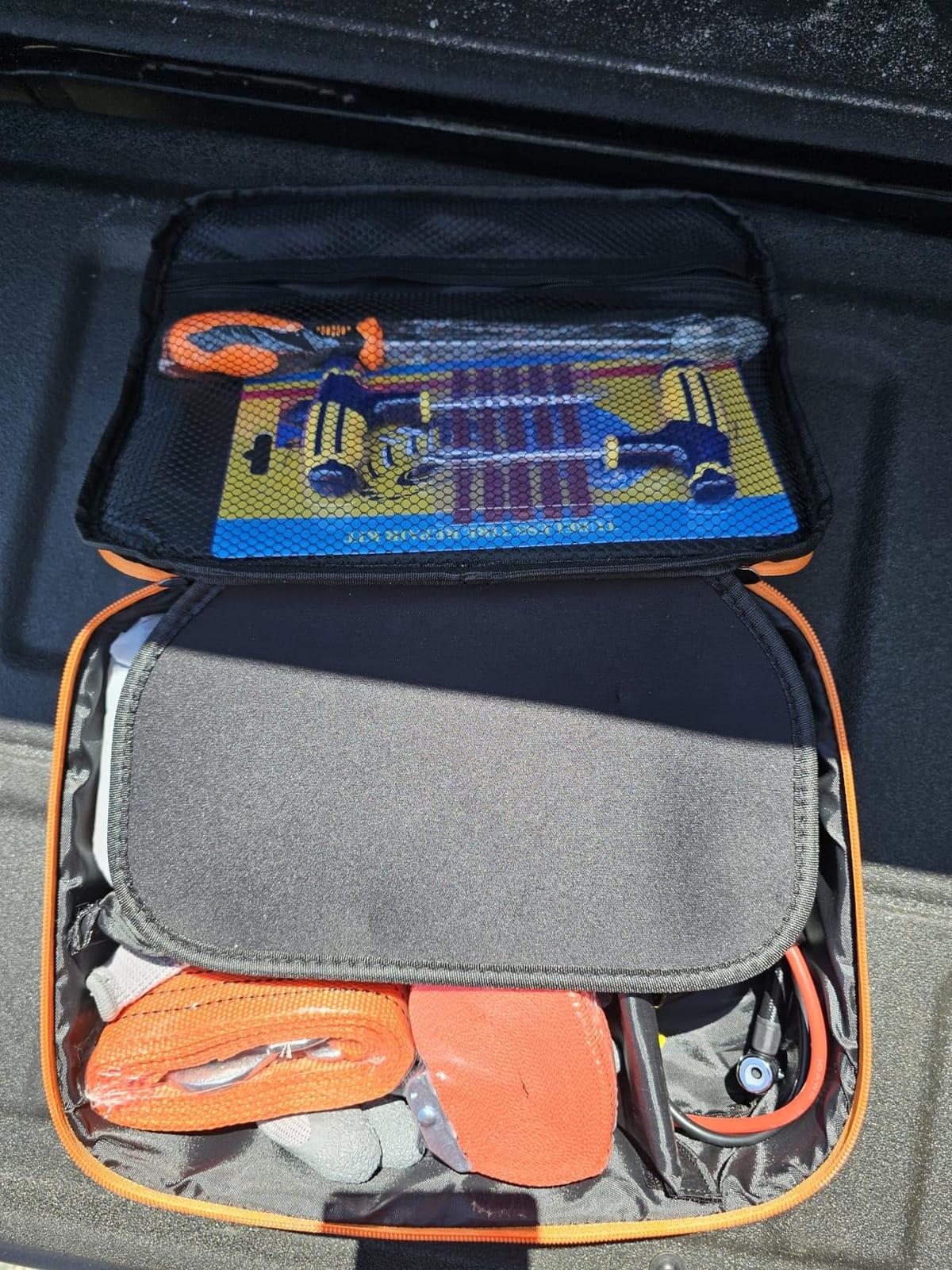 TREKURE 16-in-1 8000A Car Battery Jump Starter with Air Compressor 160PSI, Jump Starter Jump Box (All Gas 12L Diesel) with Portable Jumper Cables, Auto-Shutoff Tire Inflator, Gloves, Tow Rope customer photo 2