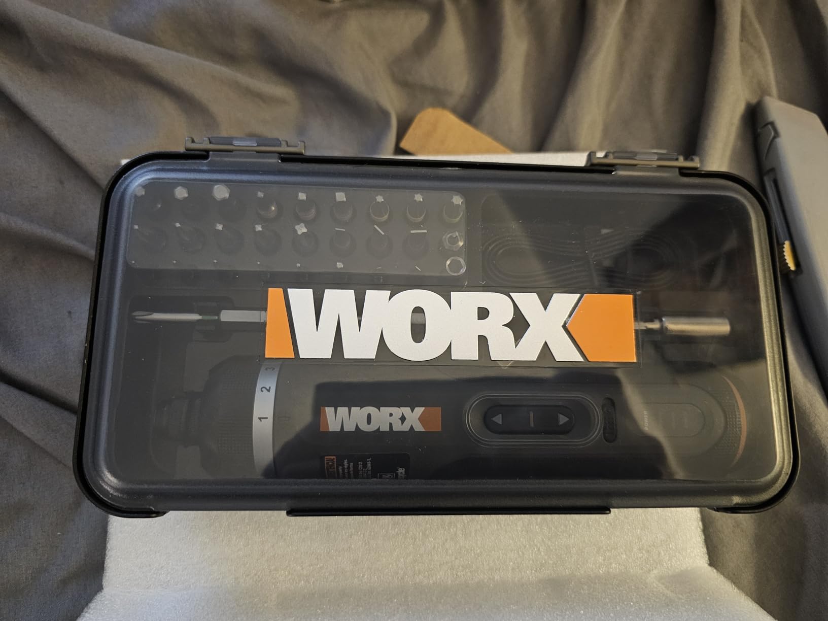 WORX Cordless Screwdriver, 4V 30-Piece Accessory Kit, WX242L customer photo 2