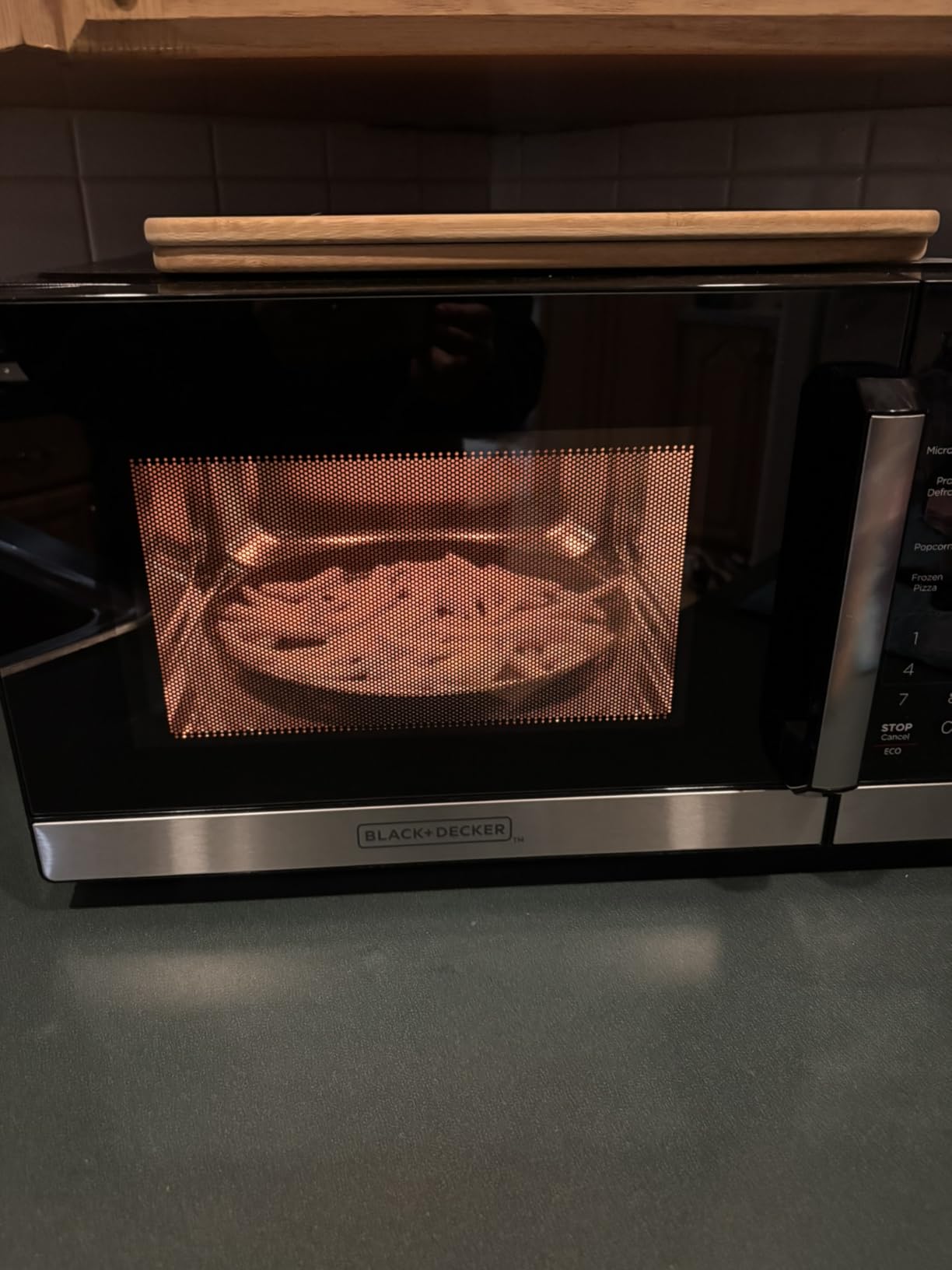BLACK+DECKER 5-in-1 Microwave Oven Air Fryer Combo, 0.9 Cu.Ft, 900W customer photo 1