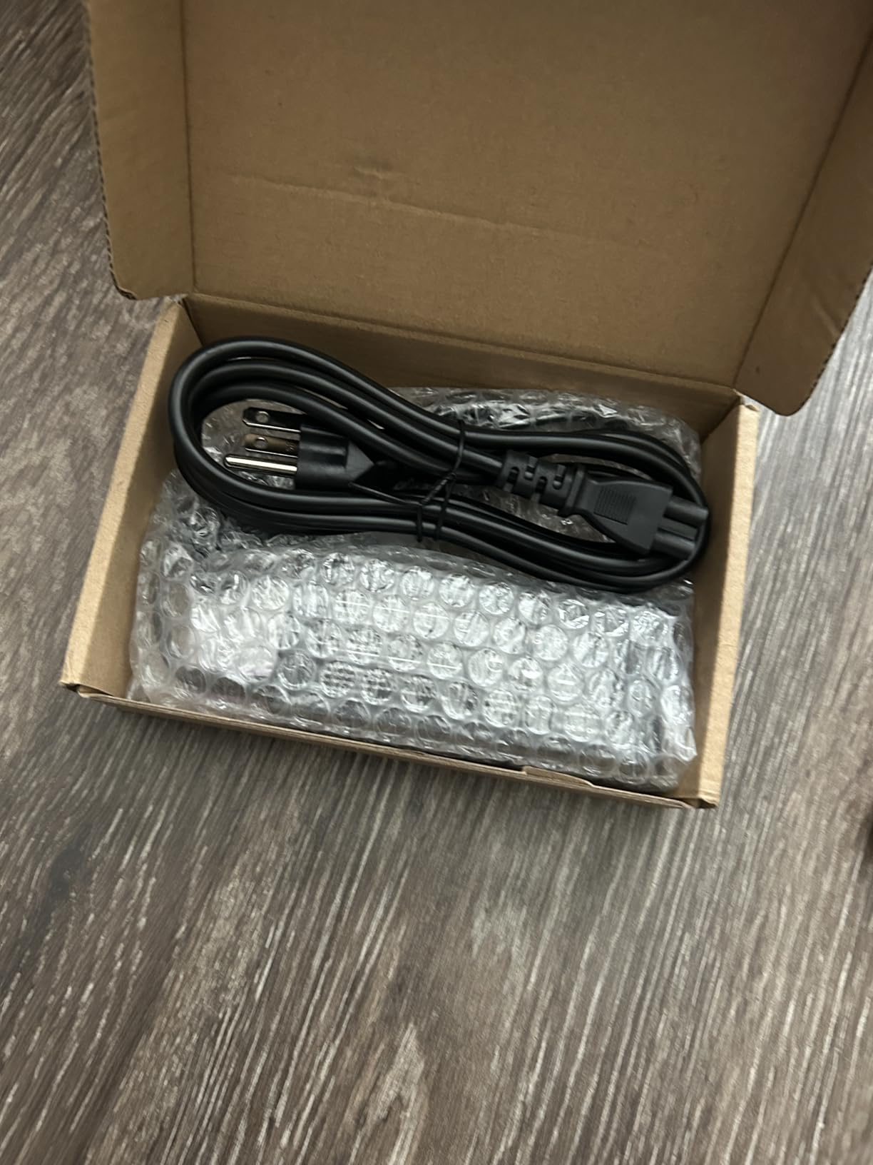 Universal 65W USB C Laptop Charger Compatible with HP chromebook Lenovo Dell Acer Asus Samsung Google Computer Type C Power AC Adapter customer photo 1