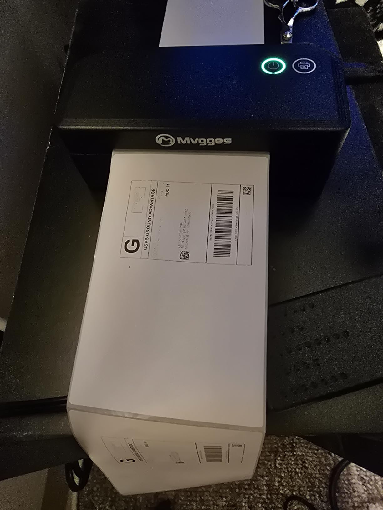 Mvgges Shipping Label Printer,Bluetooth 4x6 Thermal Label Printer for Small Business Office or Home, Compatible with Android, iOS, Windows and Mac, Widely Used for Amazon,USPS,Etsy,Inky Black customer photo 2