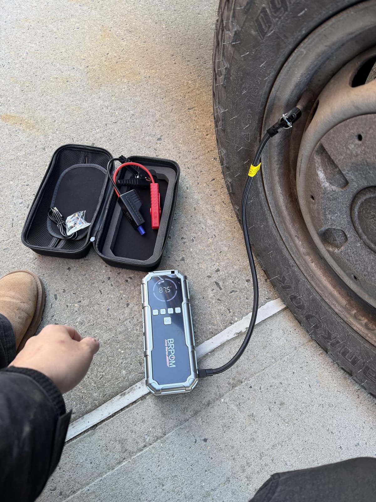 Jump Starter with Air Compressor, BRPOM 8000A Portable Car Jump Starter (All Petrol/12L Diesel), 160PSI 12V Battery Jump Starter Power Pack with Jump Clamps, LCD Screen, 600 Lumens Emergency Light customer photo 1